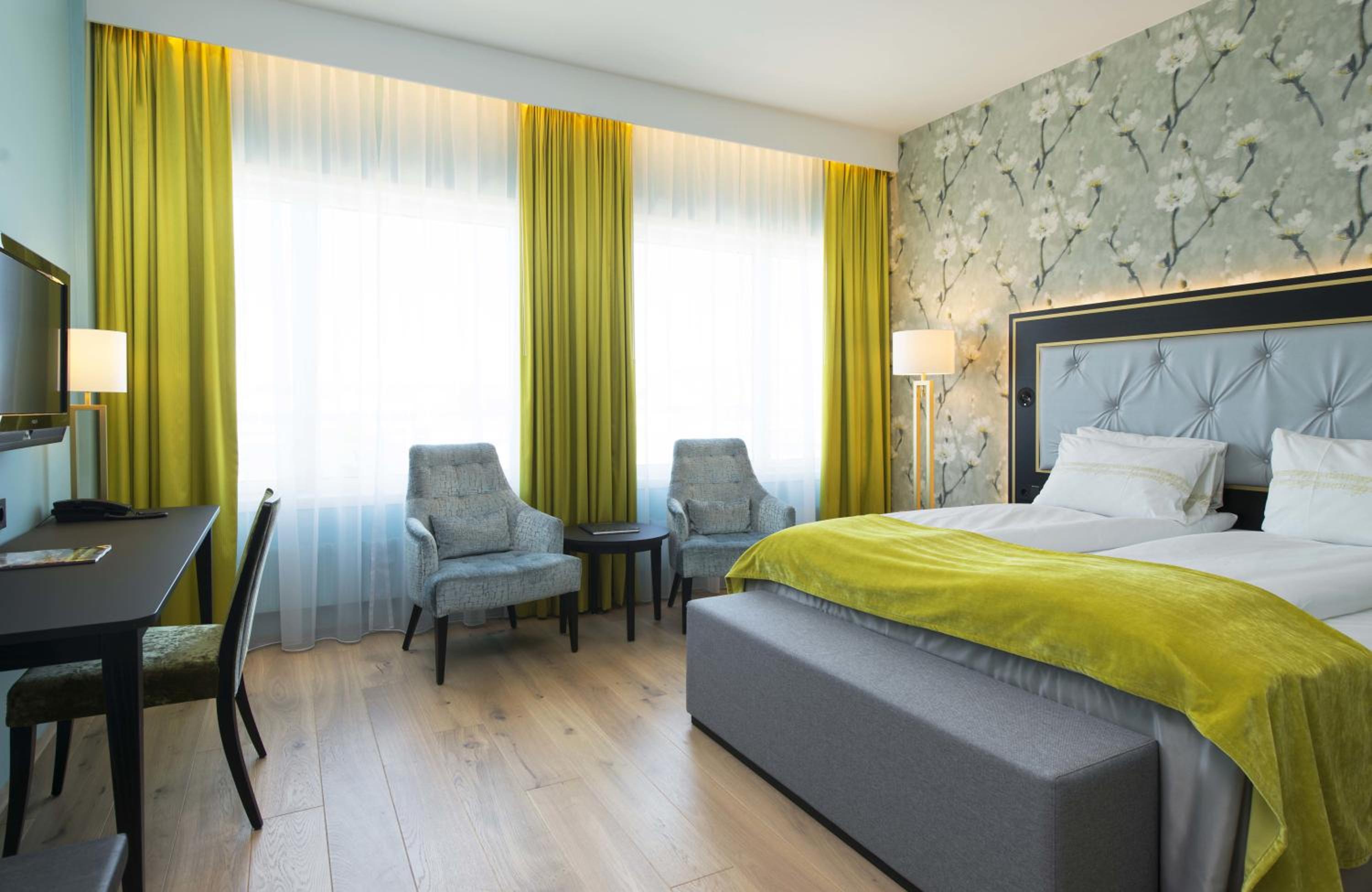 Superior Double Room - Photo 2