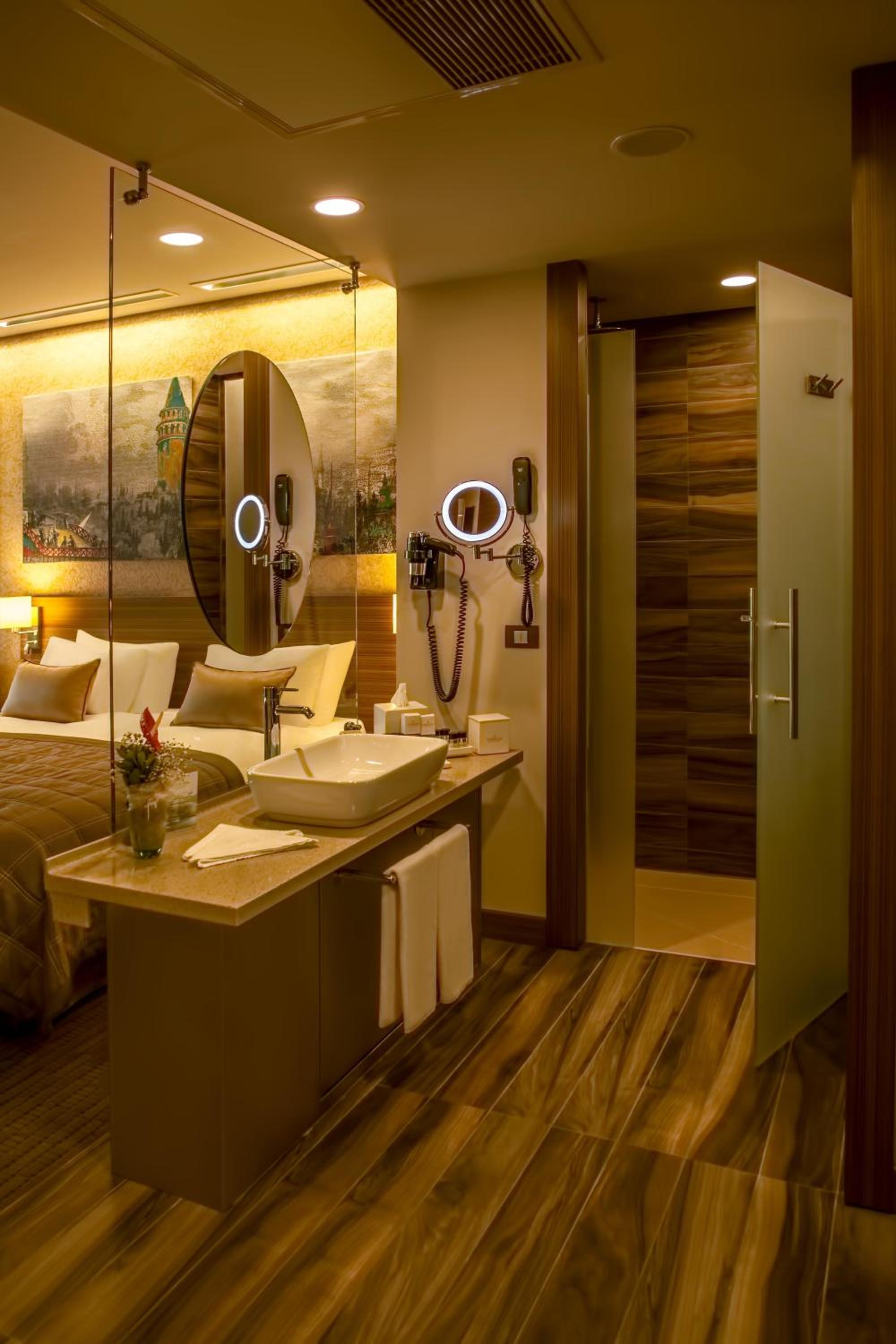 Executive Corner Room with Sofa Bed photo 2