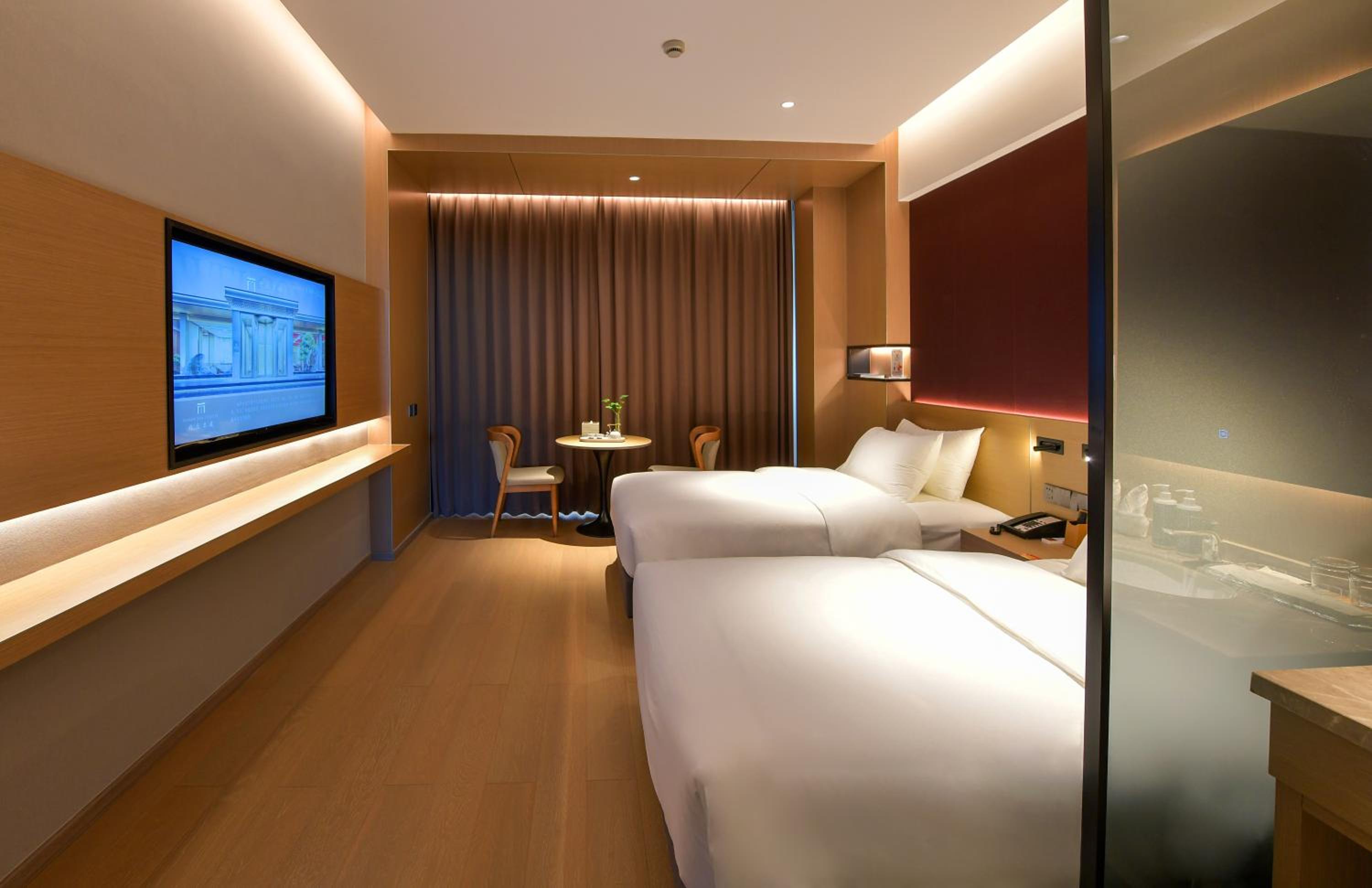 Superior Twin Room photo 3