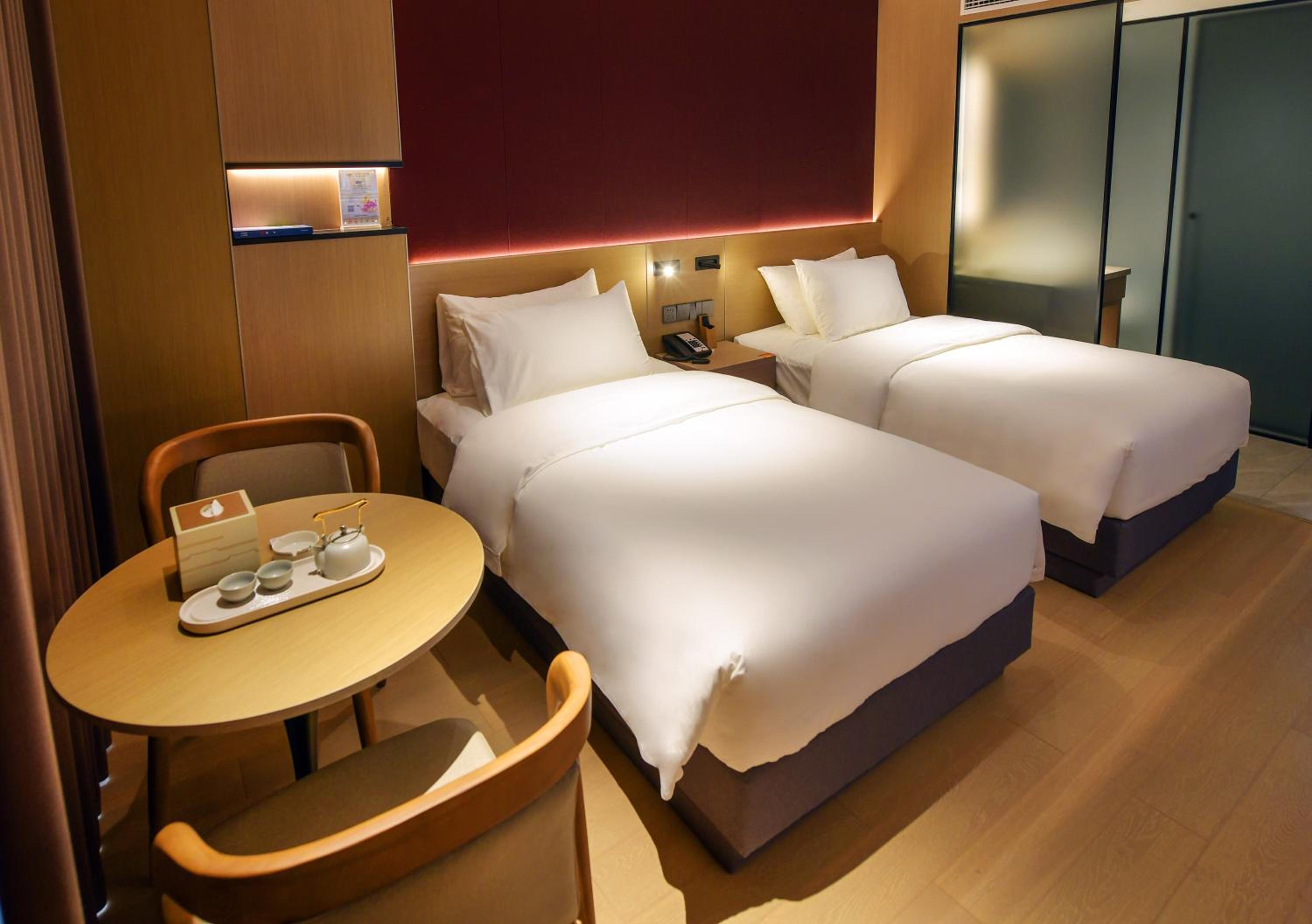 Superior Twin Room photo 2