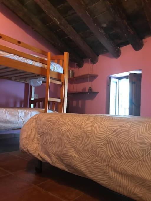 Casa de cuatro habitaciones