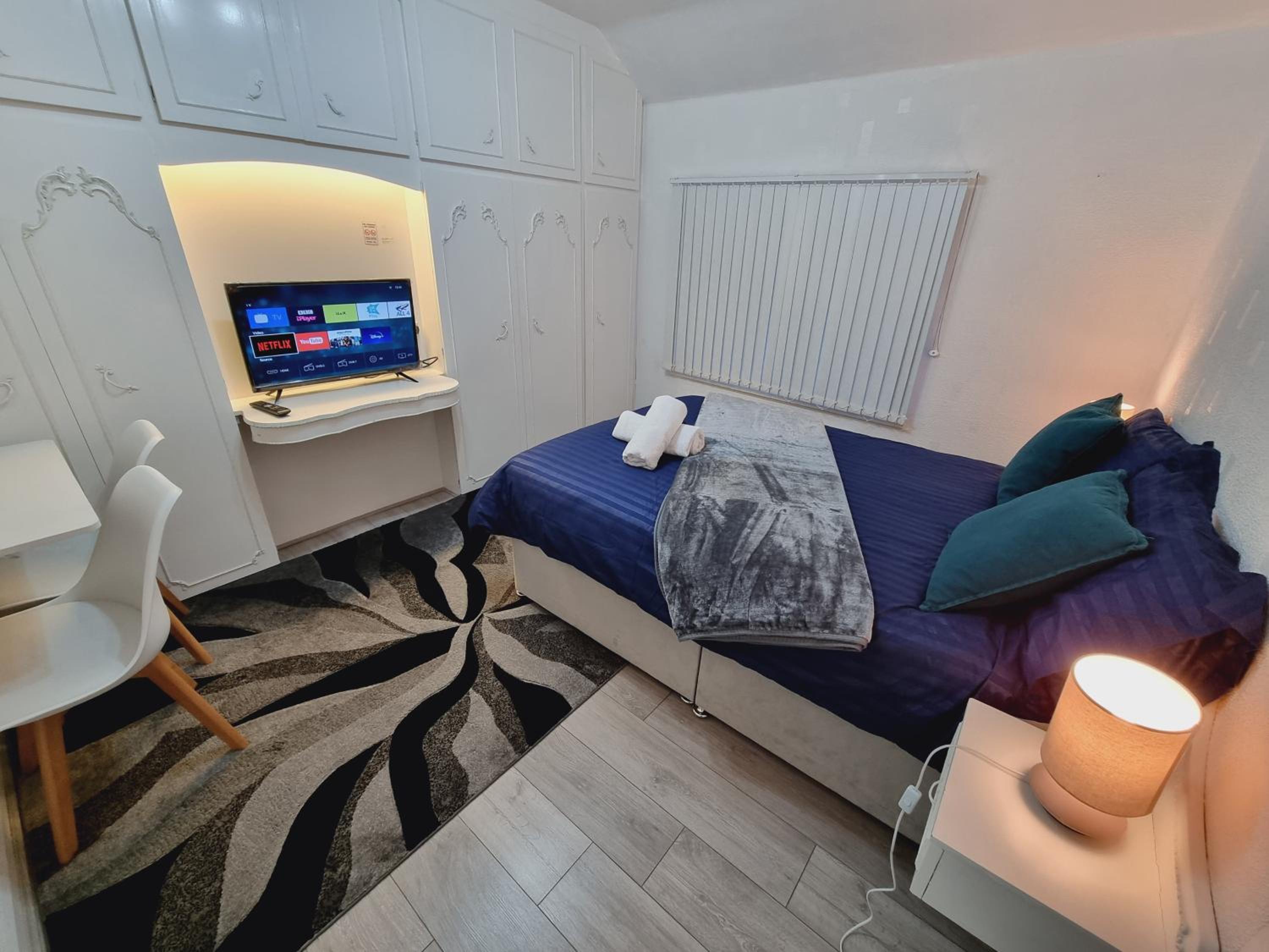 Double Room with Private Bathroom