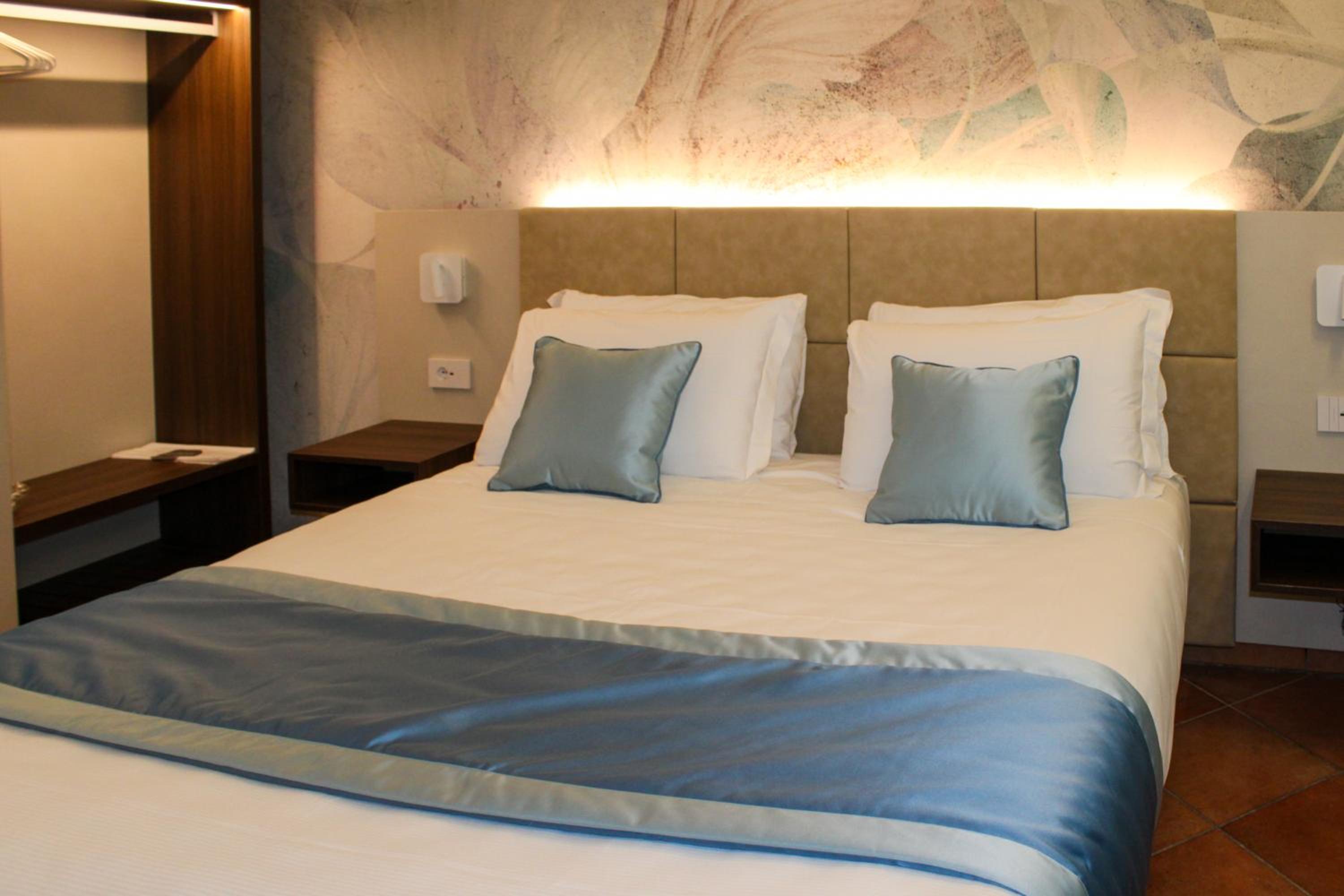Superior Double Room - Photo 4