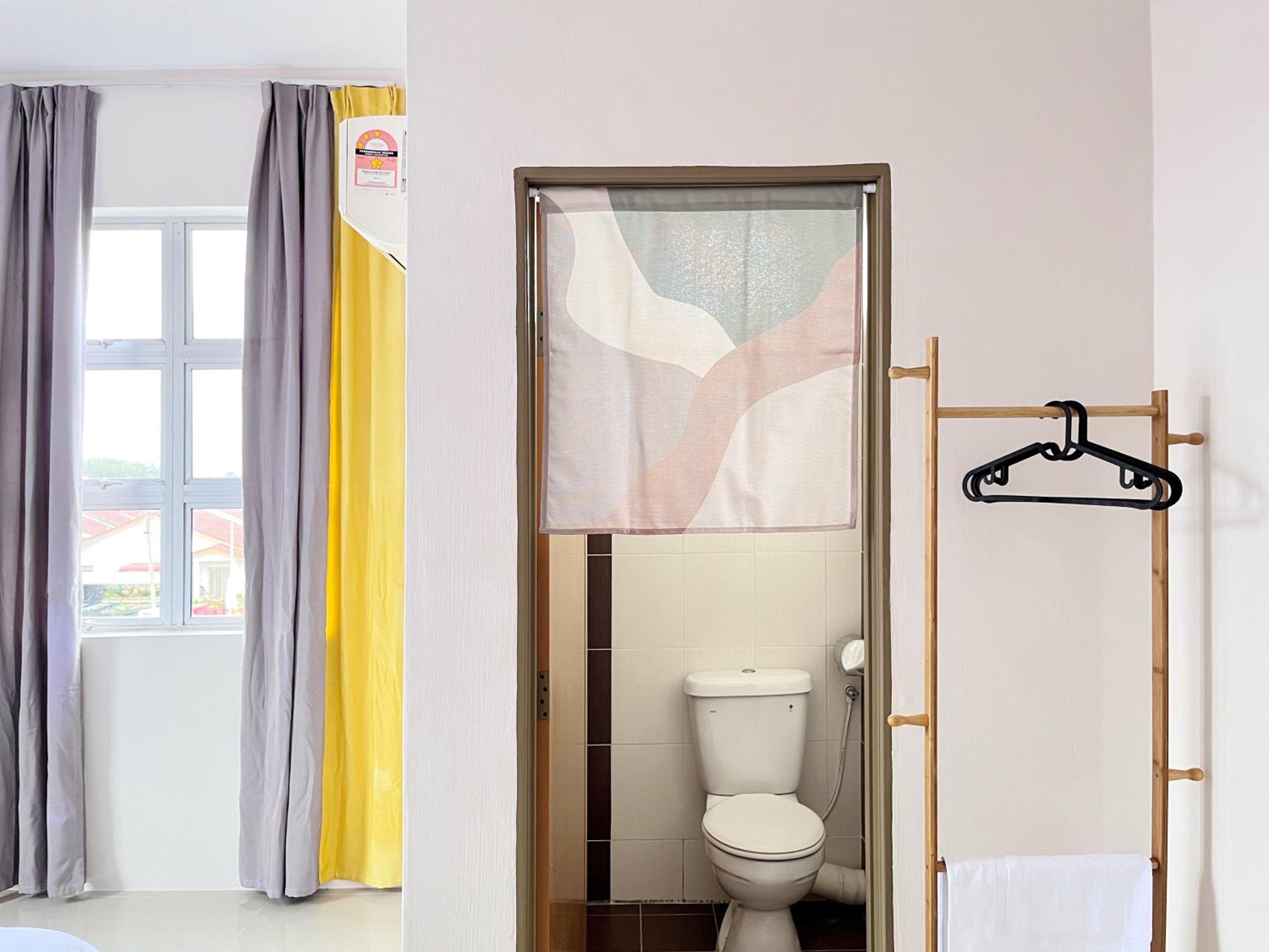 Triple Room - Photo 9