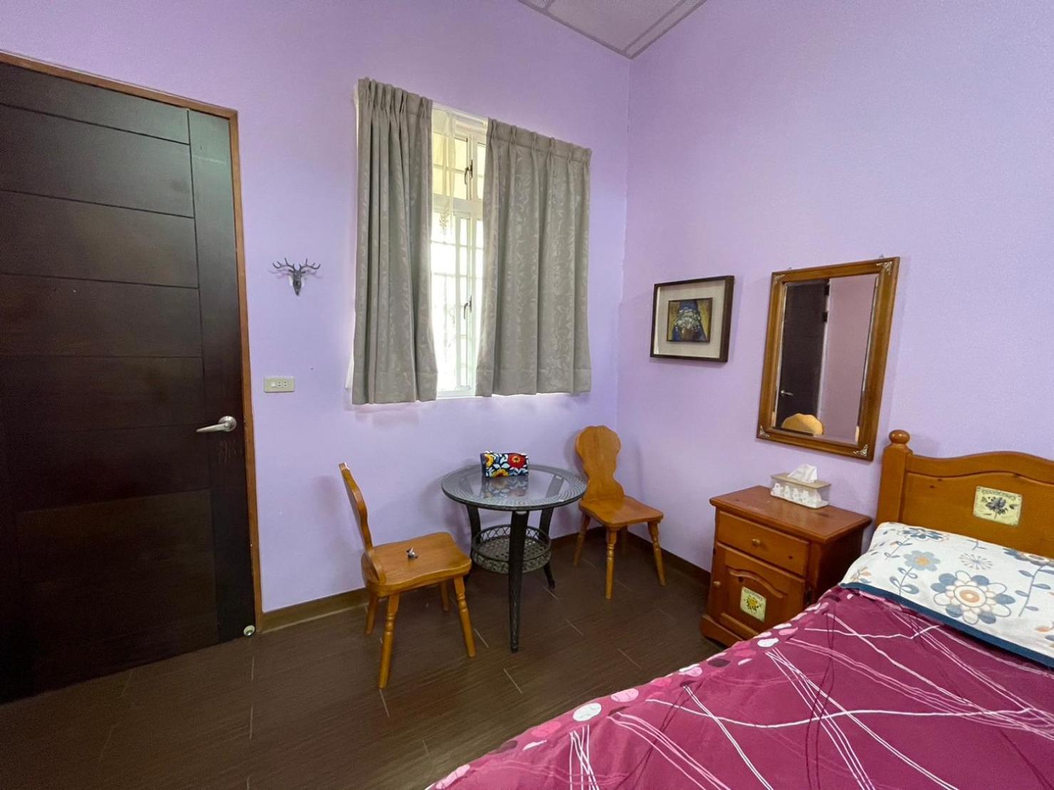 Quadruple Room with Private Bathroom photo 1