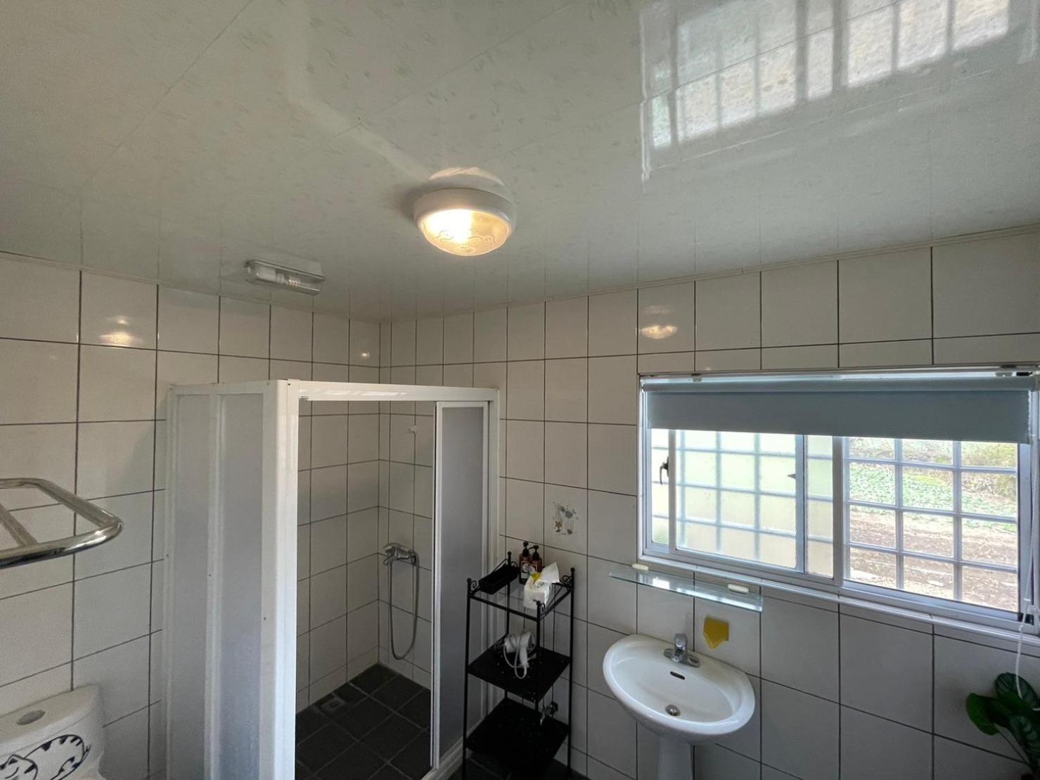 Quadruple Room with Private Bathroom photo 2