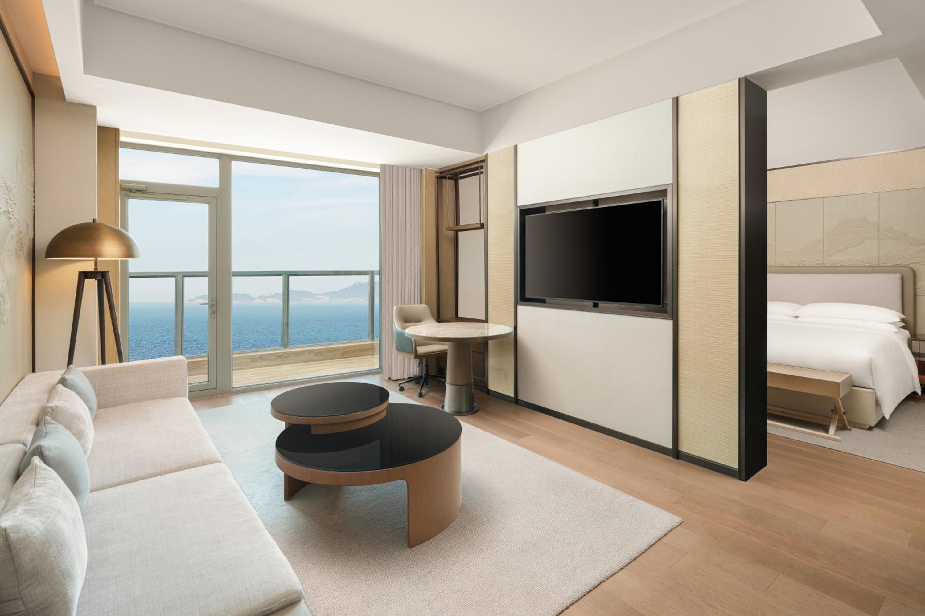 Ocean View Executive Suite With Balcony - Photo 1