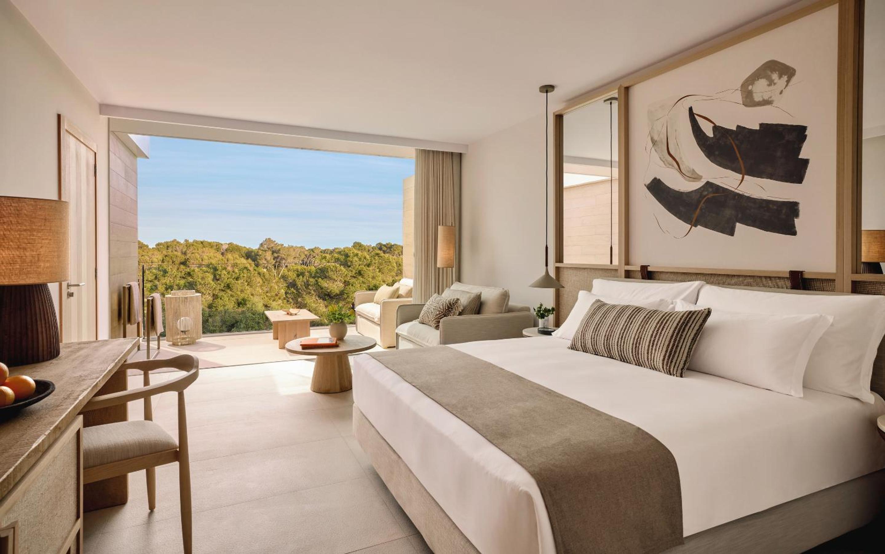 Habitación Familiar con Vista al Jardín