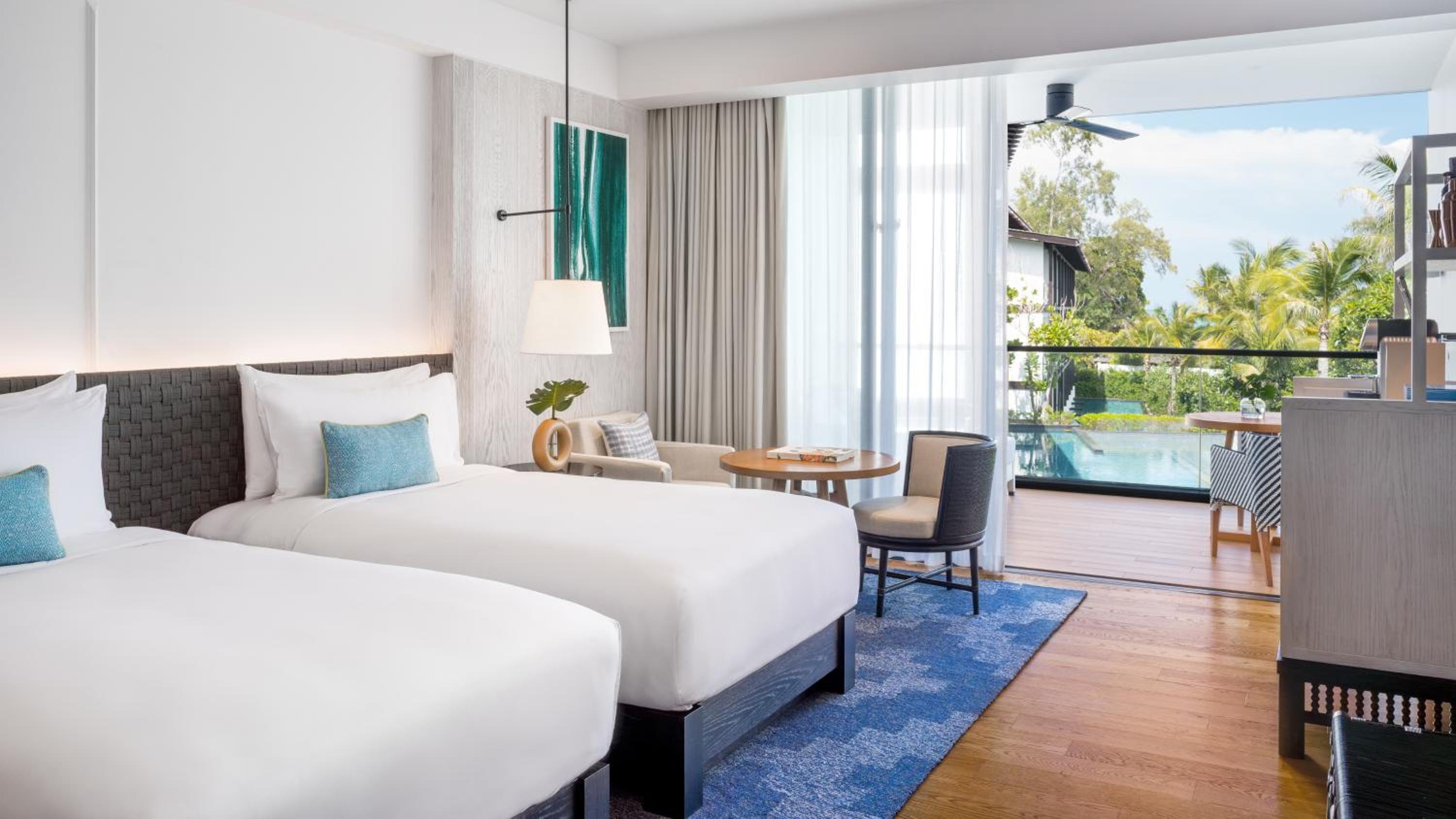 Essential Twin Room with Resort View