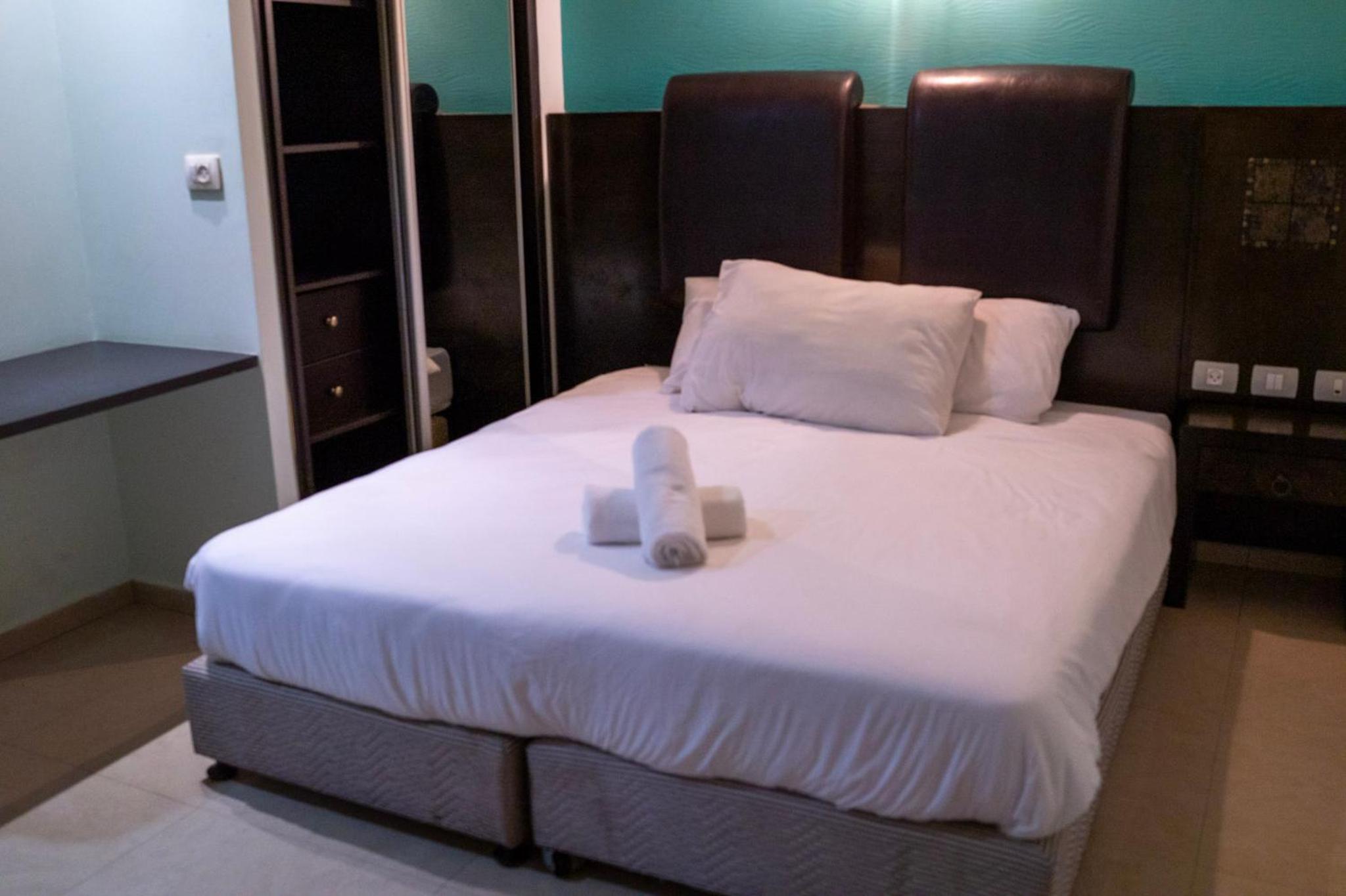Classic Triple Room - Photo 2