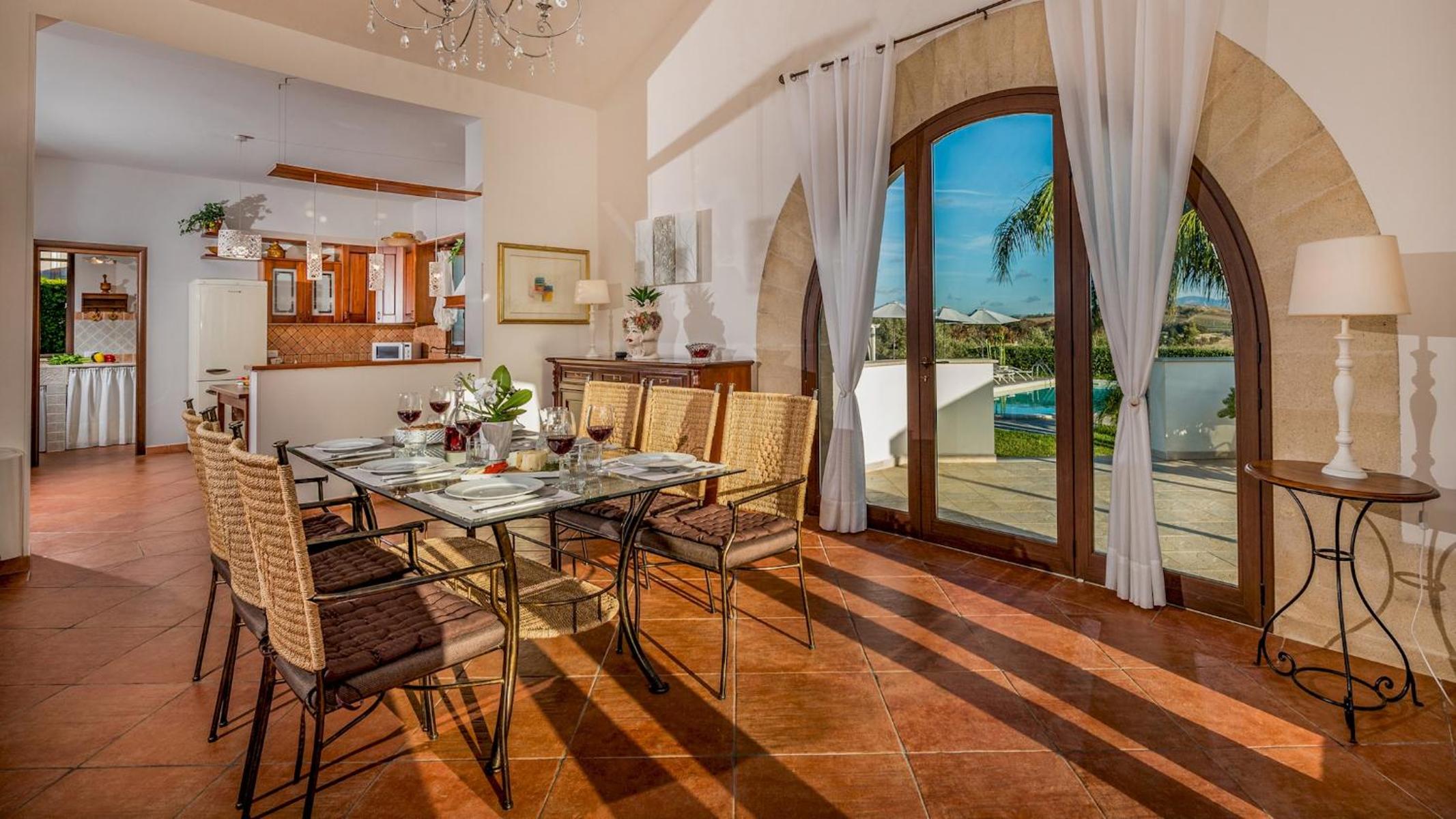 Three-Bedroom Villa photo 3