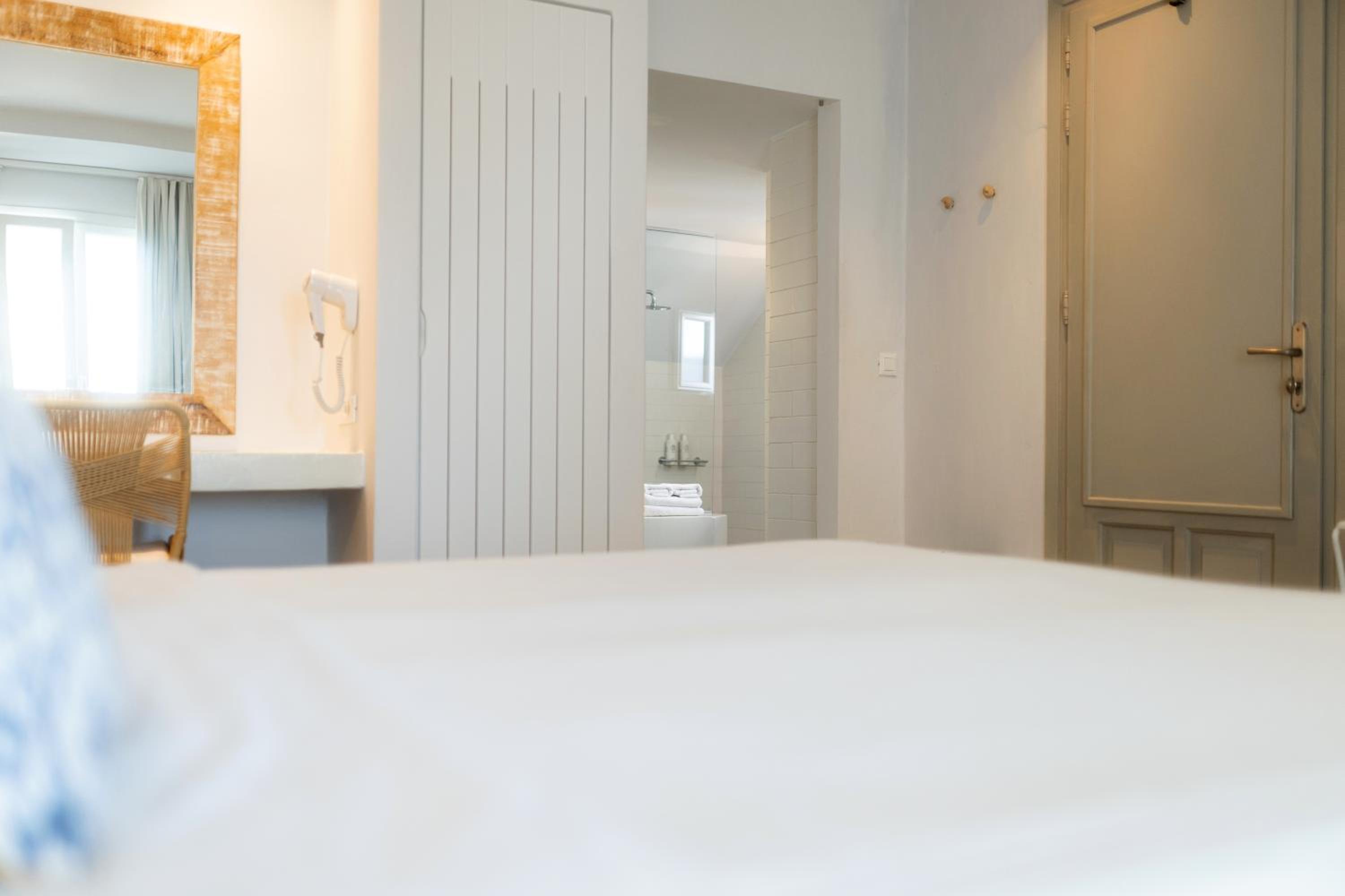 Room with Panoramic Sea View - Photo 9