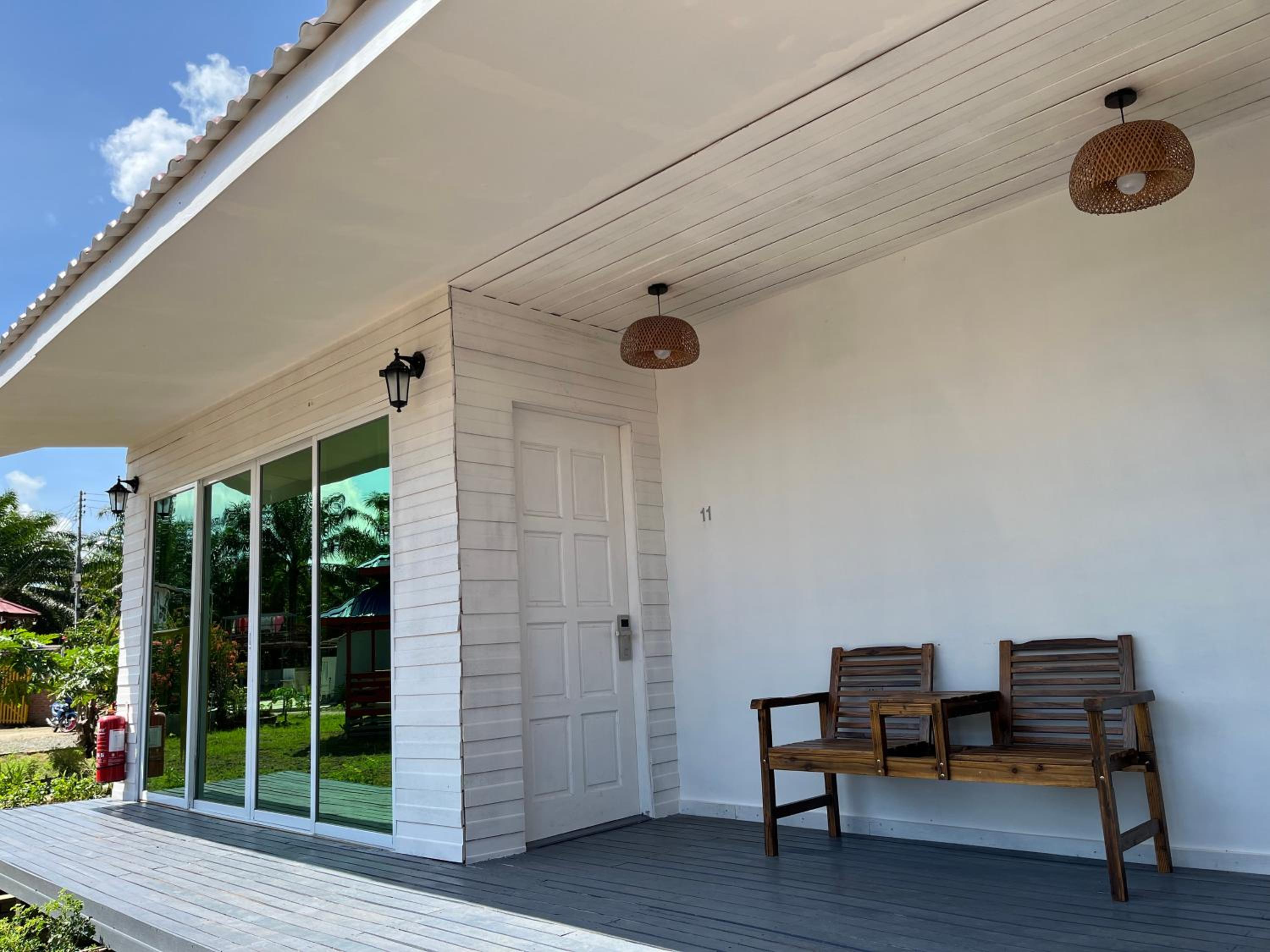 One-Bedroom House photo 2