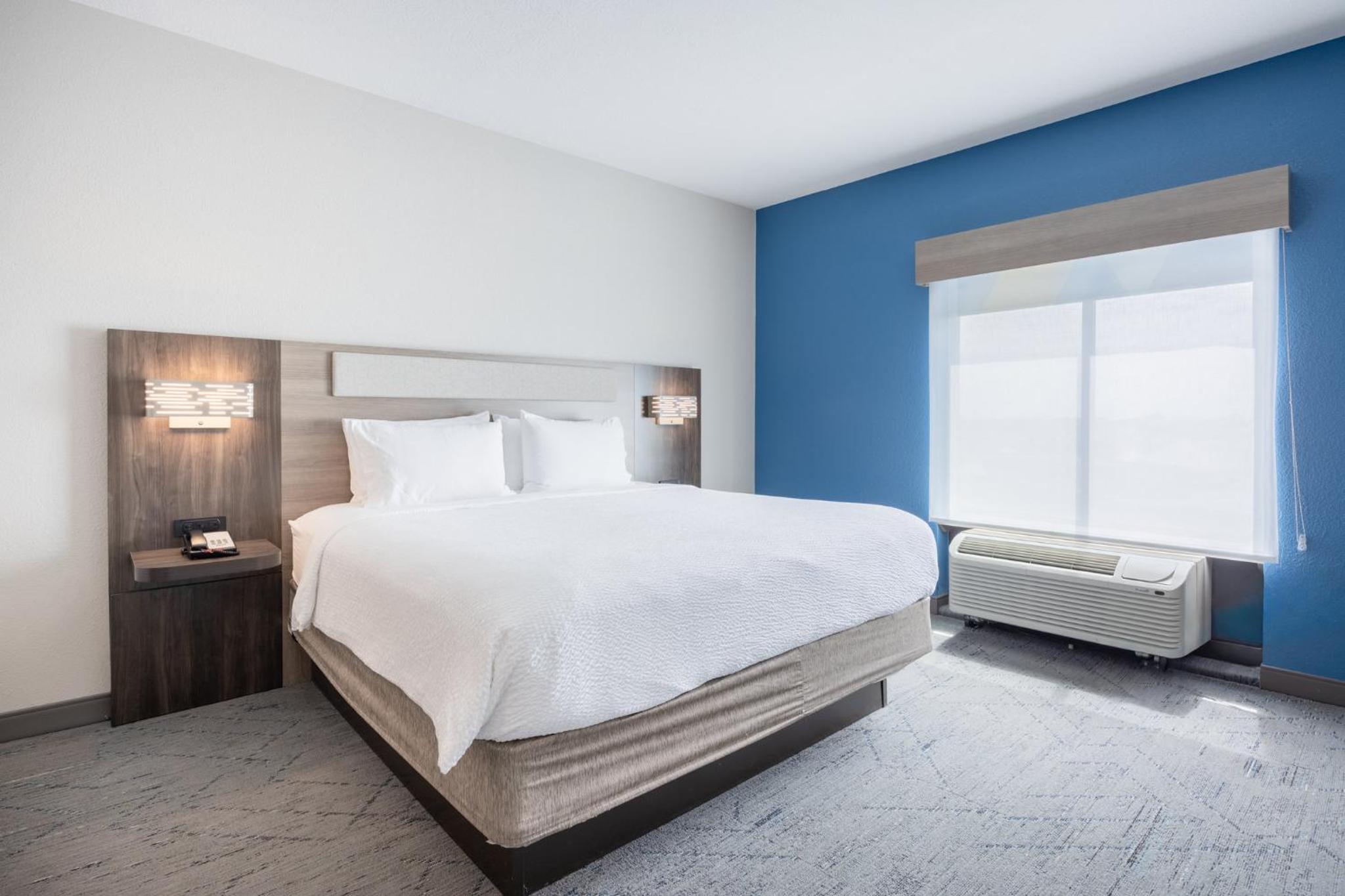King Suite with Kitchenette