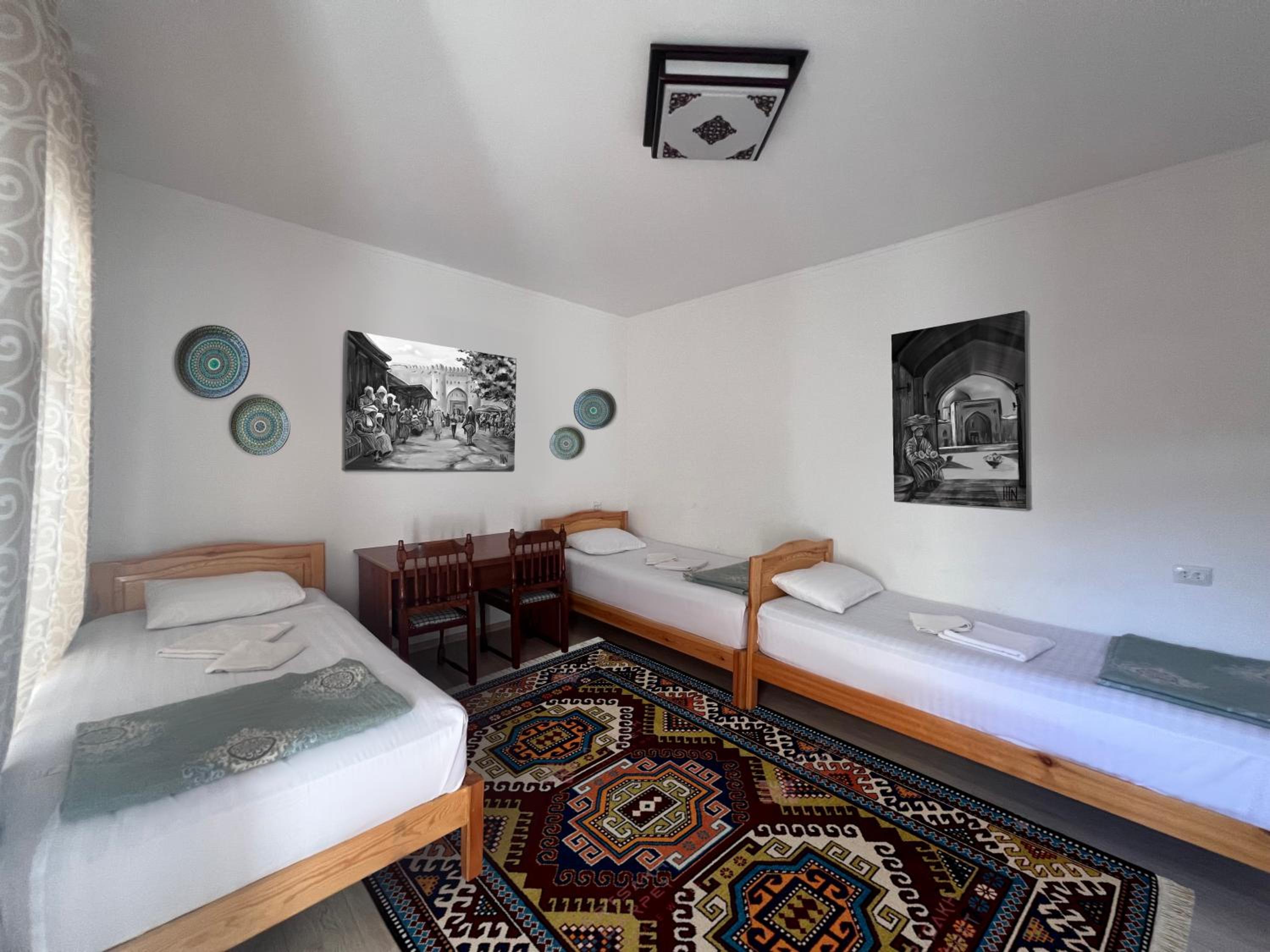 Triple Room with Private Bathroom photo 3