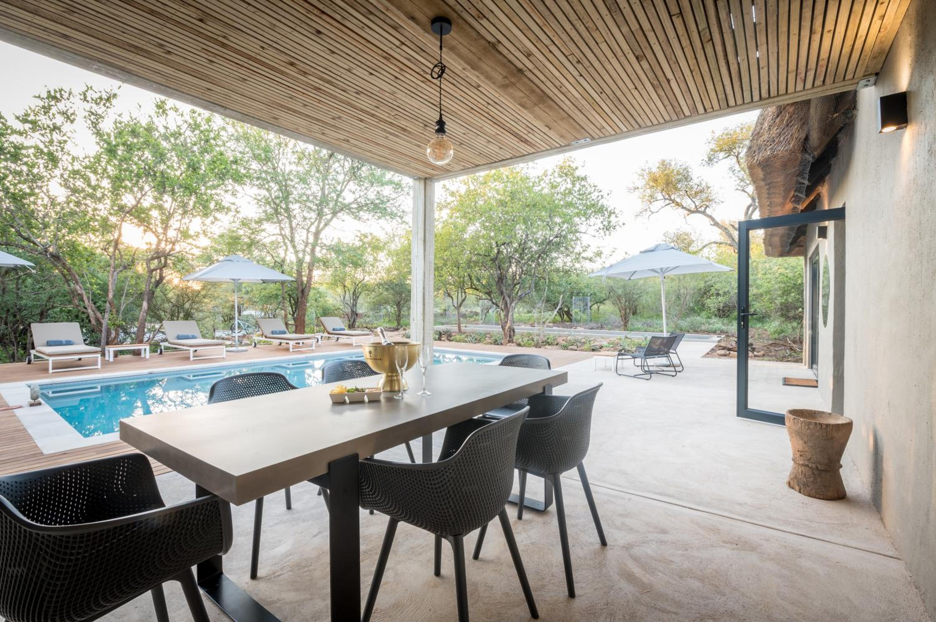 Three-Bedroom Villa photo 2