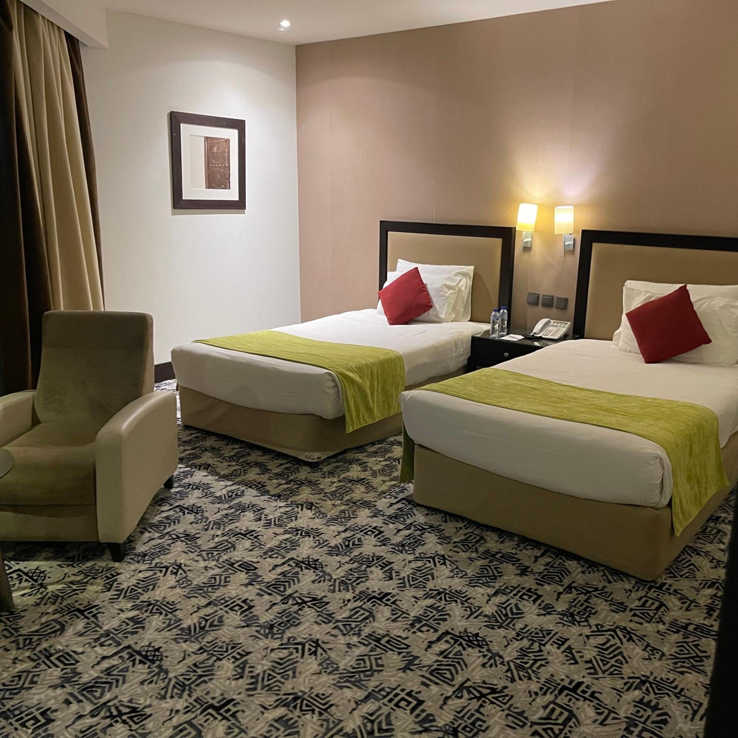 Two-Bedroom Suite - Photo 2