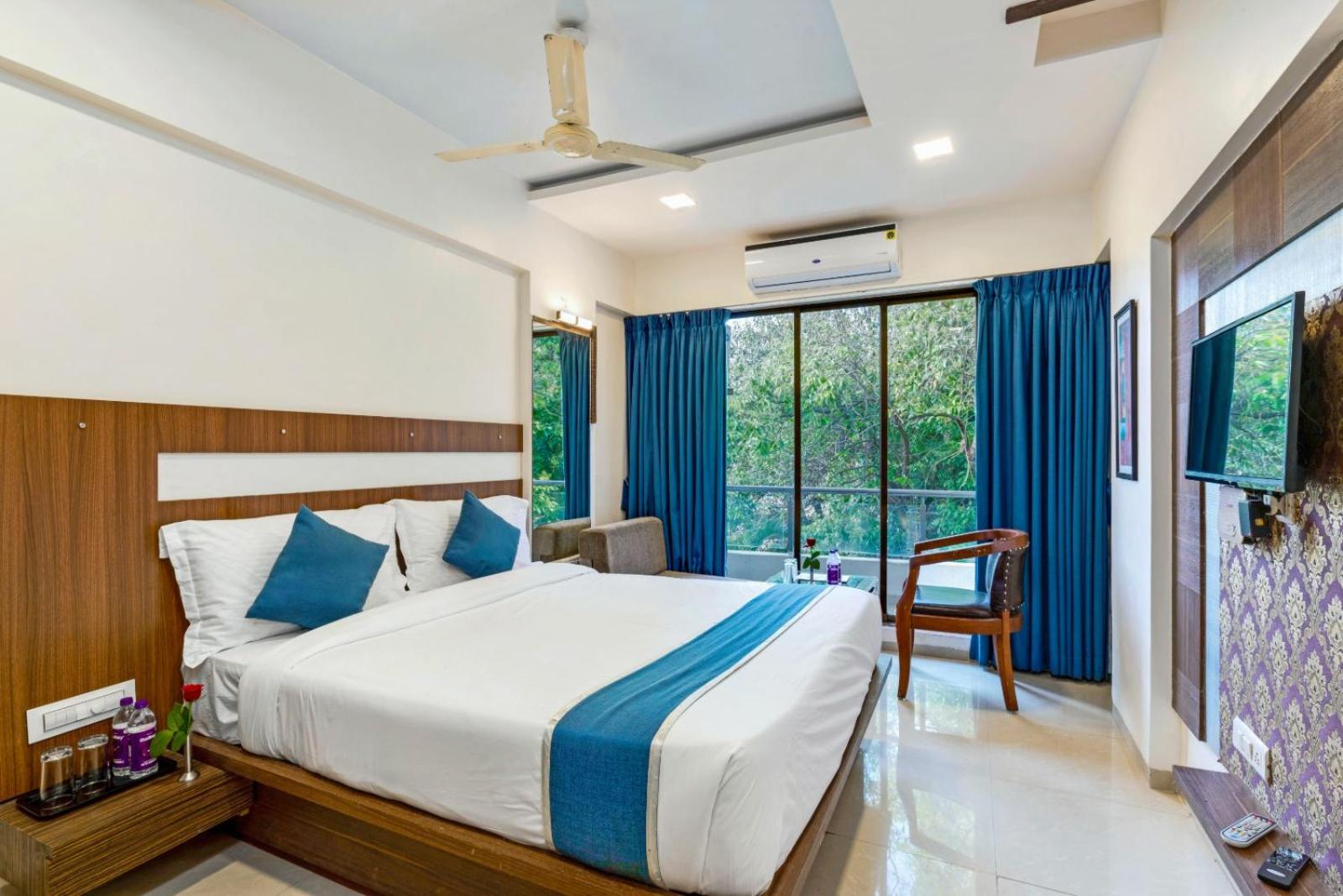 Super Deluxe Room - Photo 9