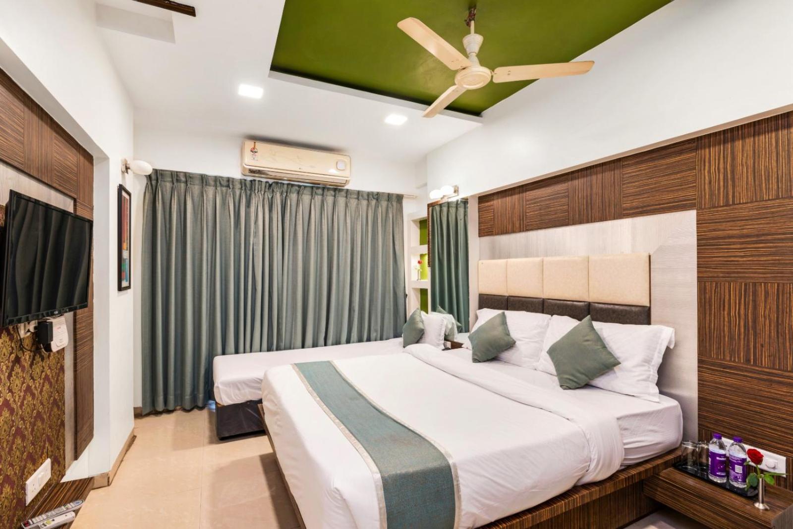 Super Deluxe Room - Photo 10