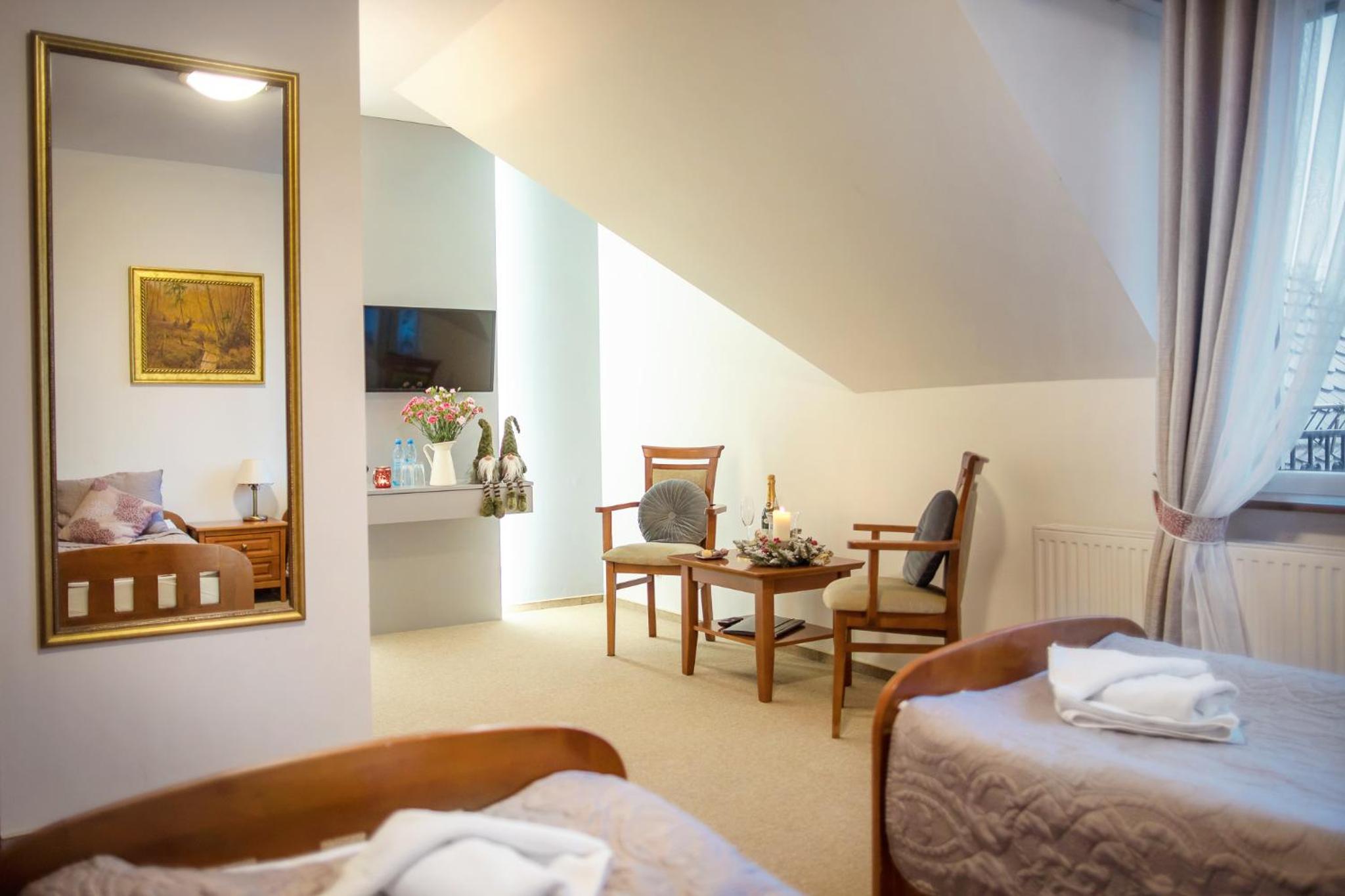 Large Double Room photo 2