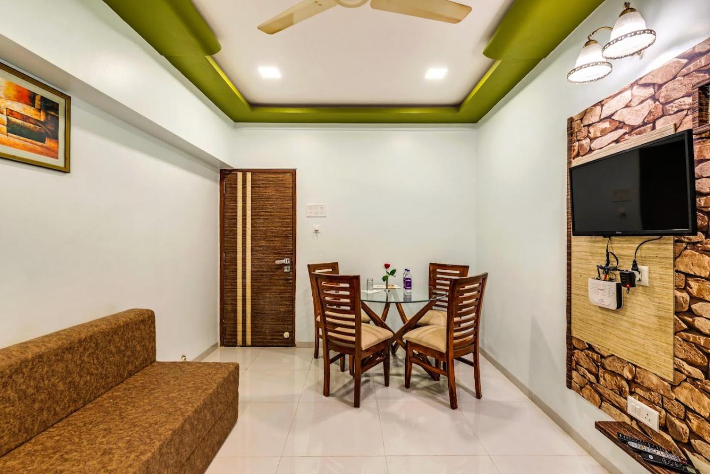 Suite Room - Photo 3