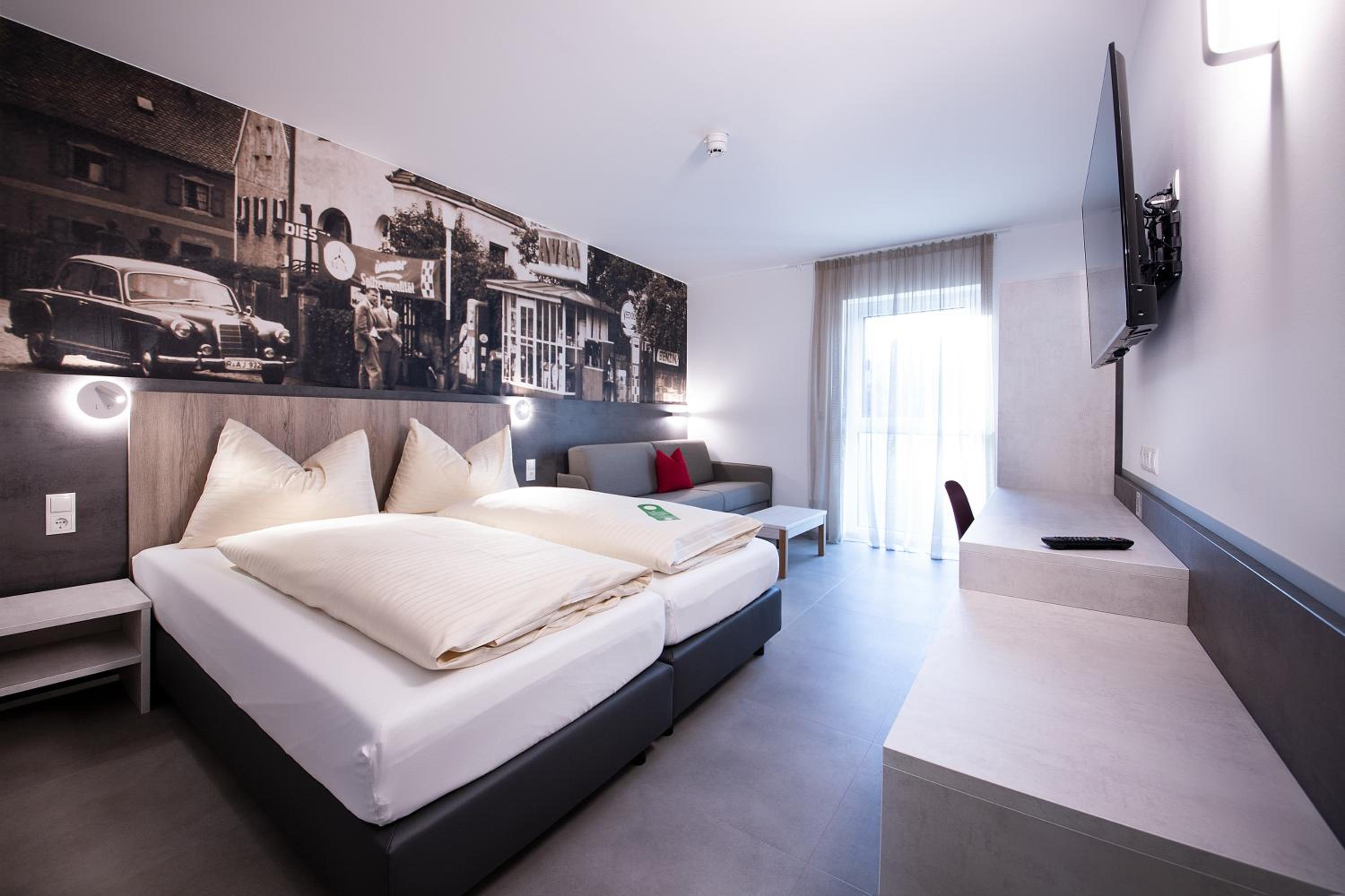 Deluxe Double or Twin Room photo 1