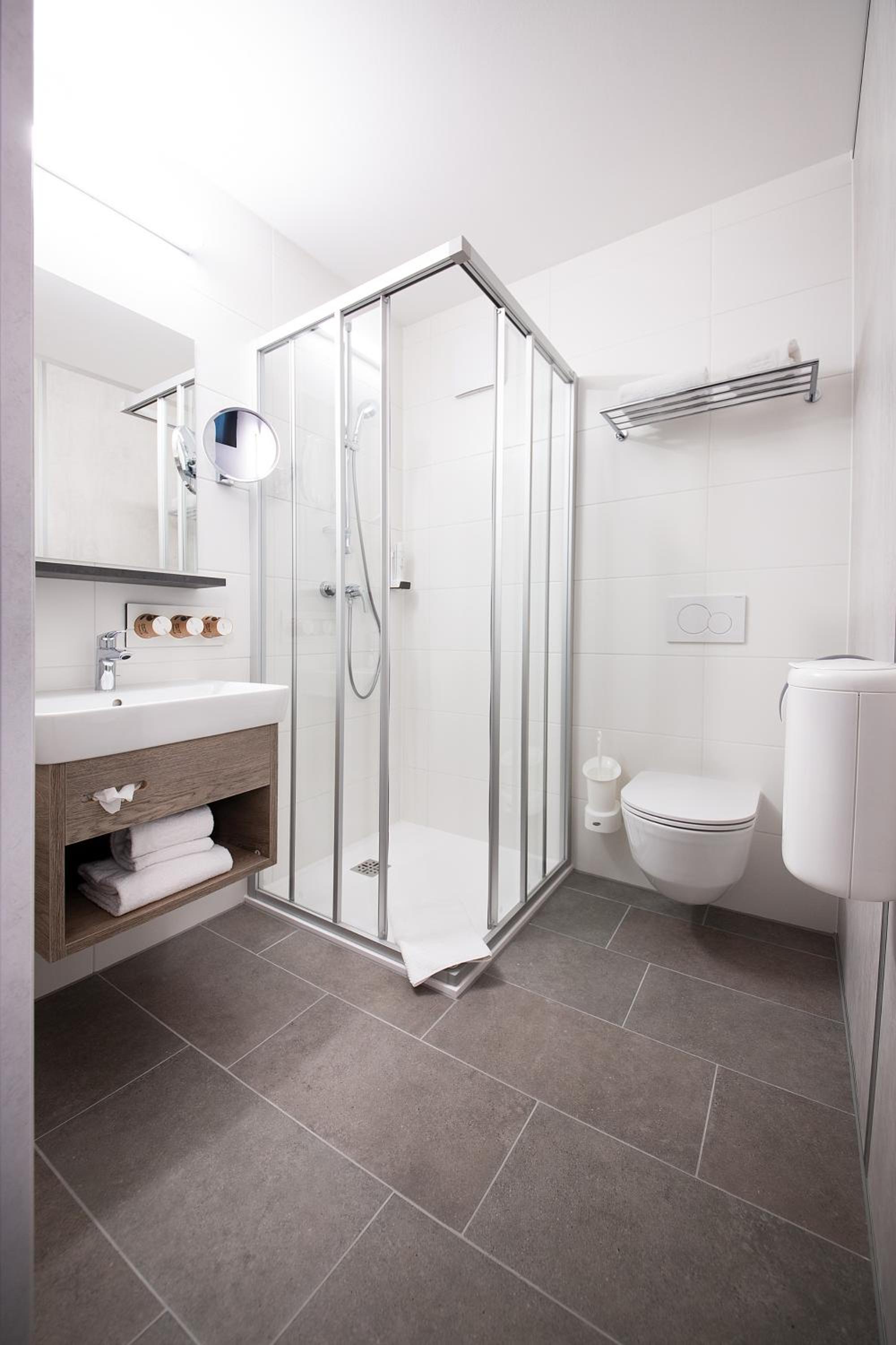 Deluxe Double or Twin Room photo 3