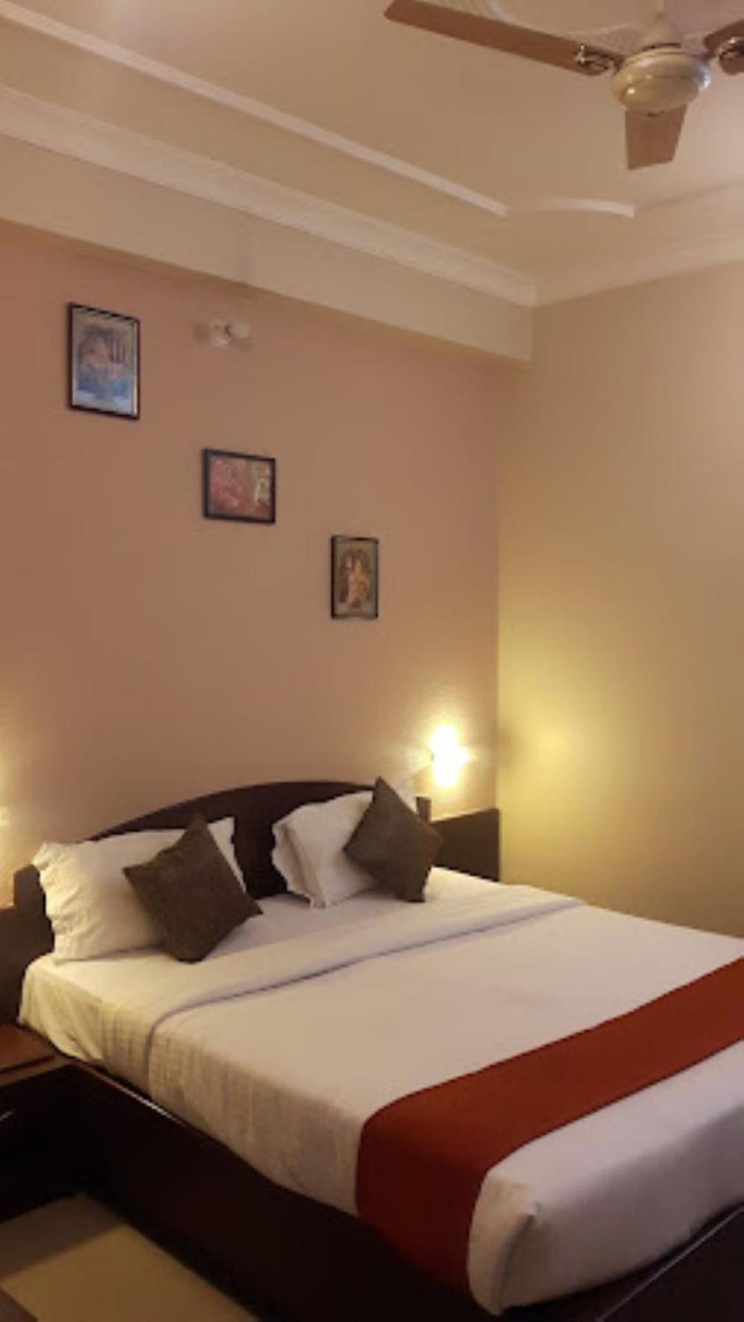 Large Single Room photo 1