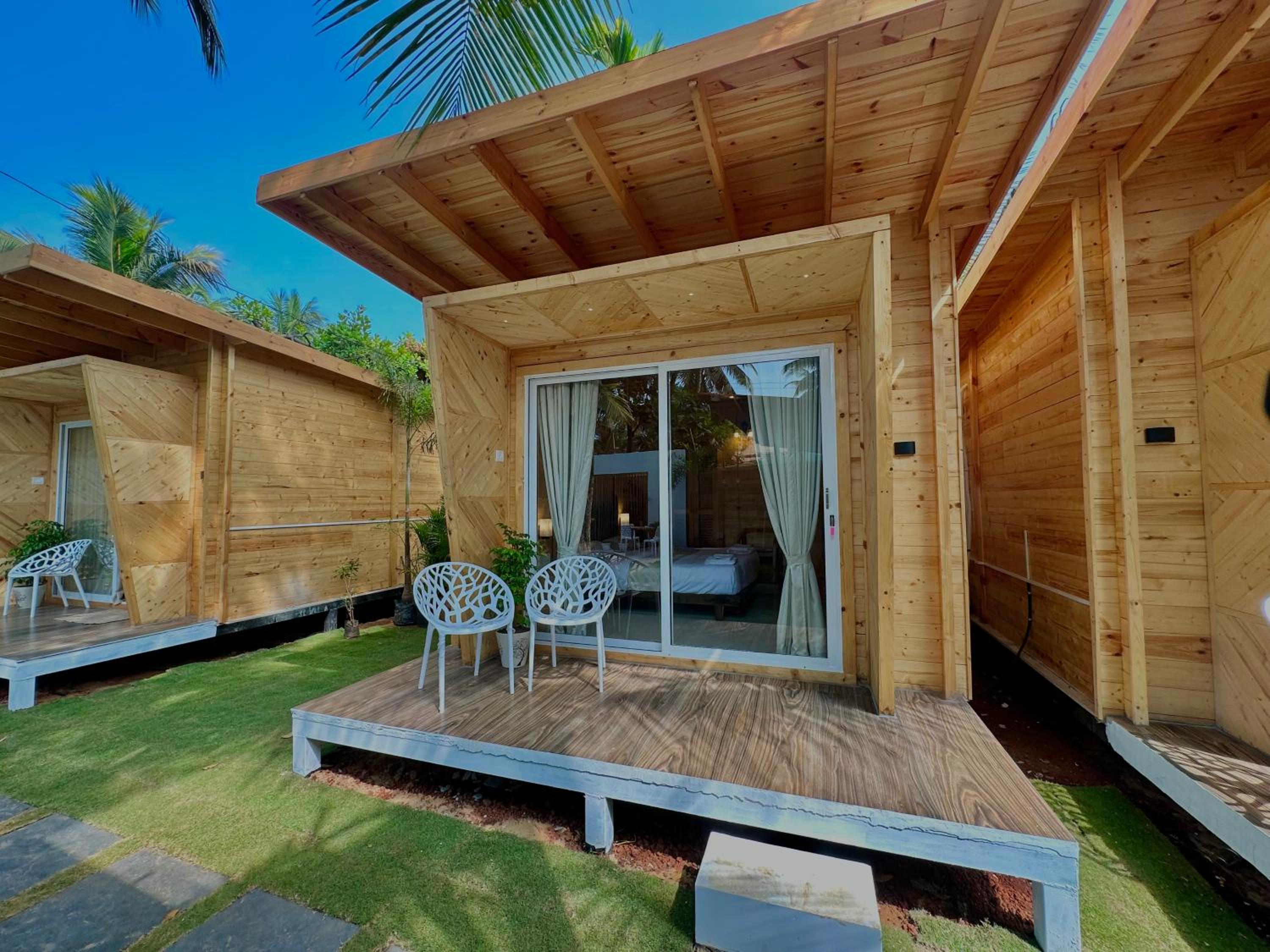 Double Room with Pool View photo 3