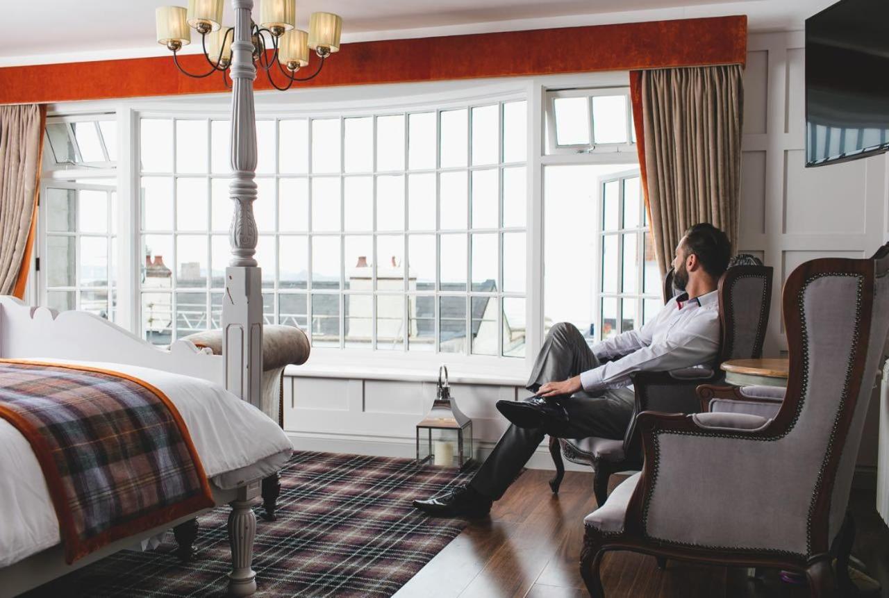 Deluxe King Room photo 2