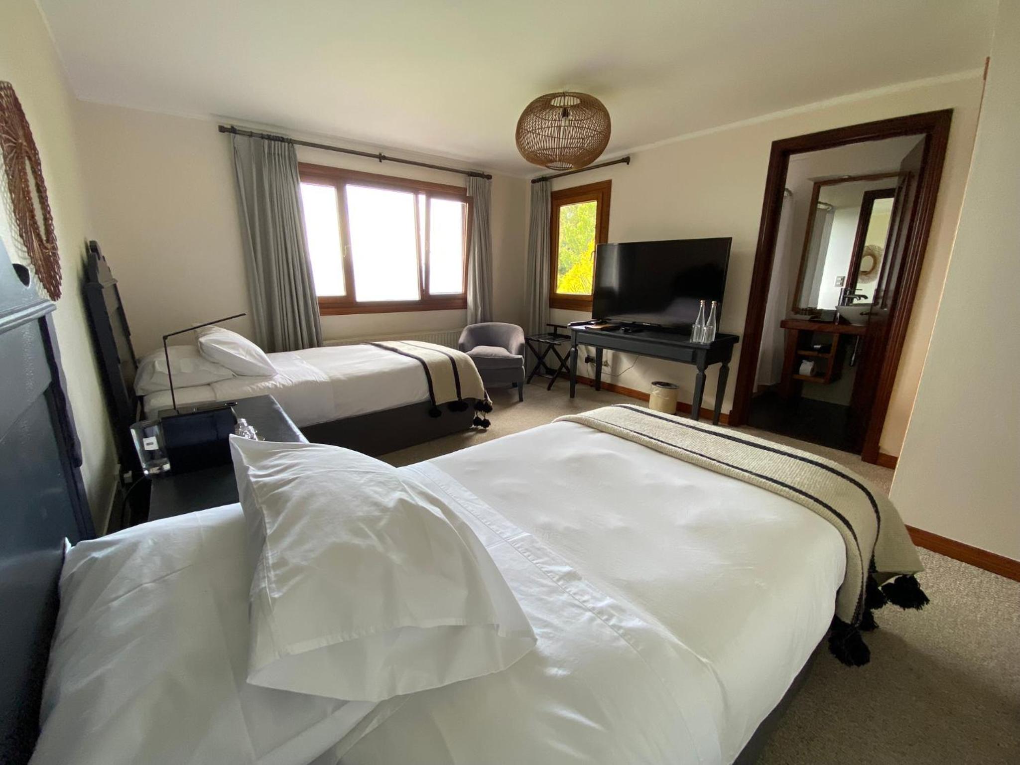 Twin Room with Lake View