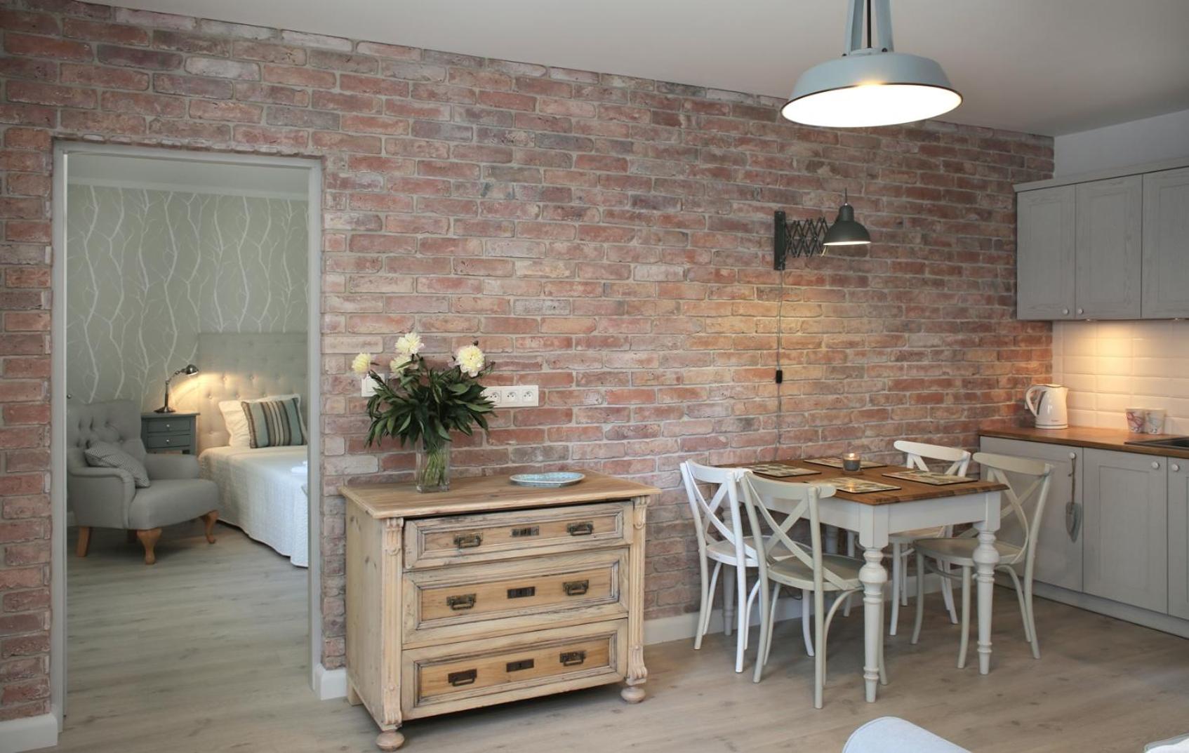 Apartment - Photo 2
