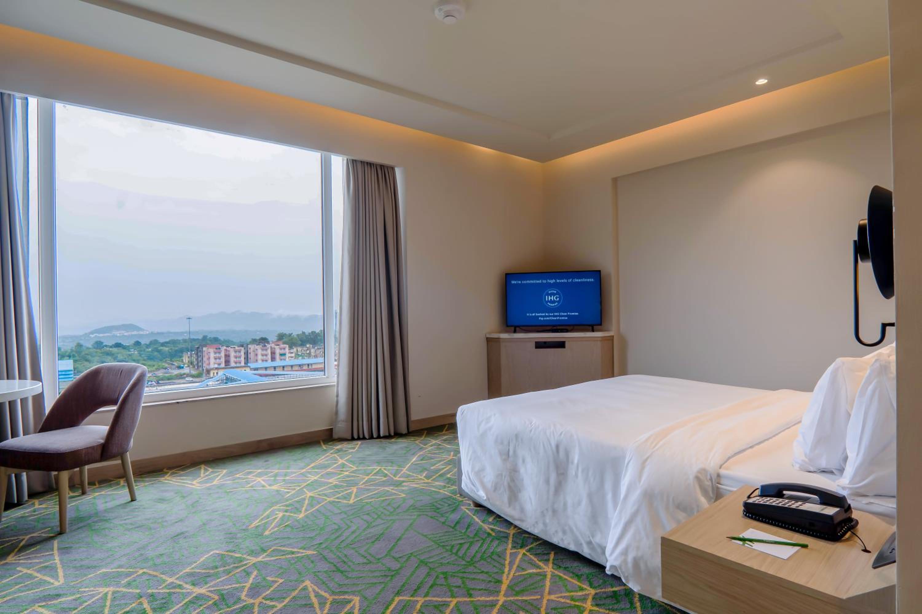 King Room with Mountain View - Photo 11