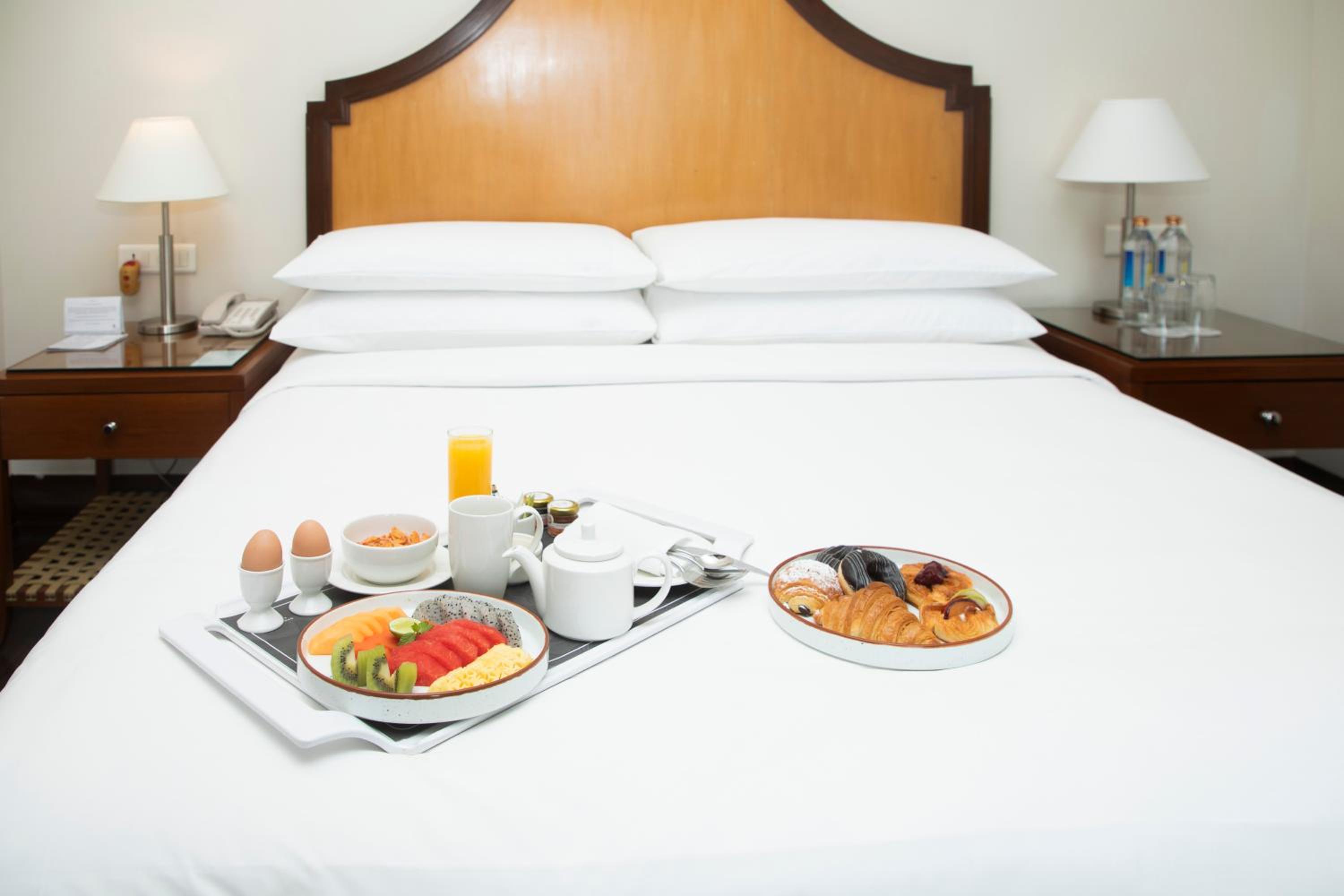 Superior room, King Bed  photo 3