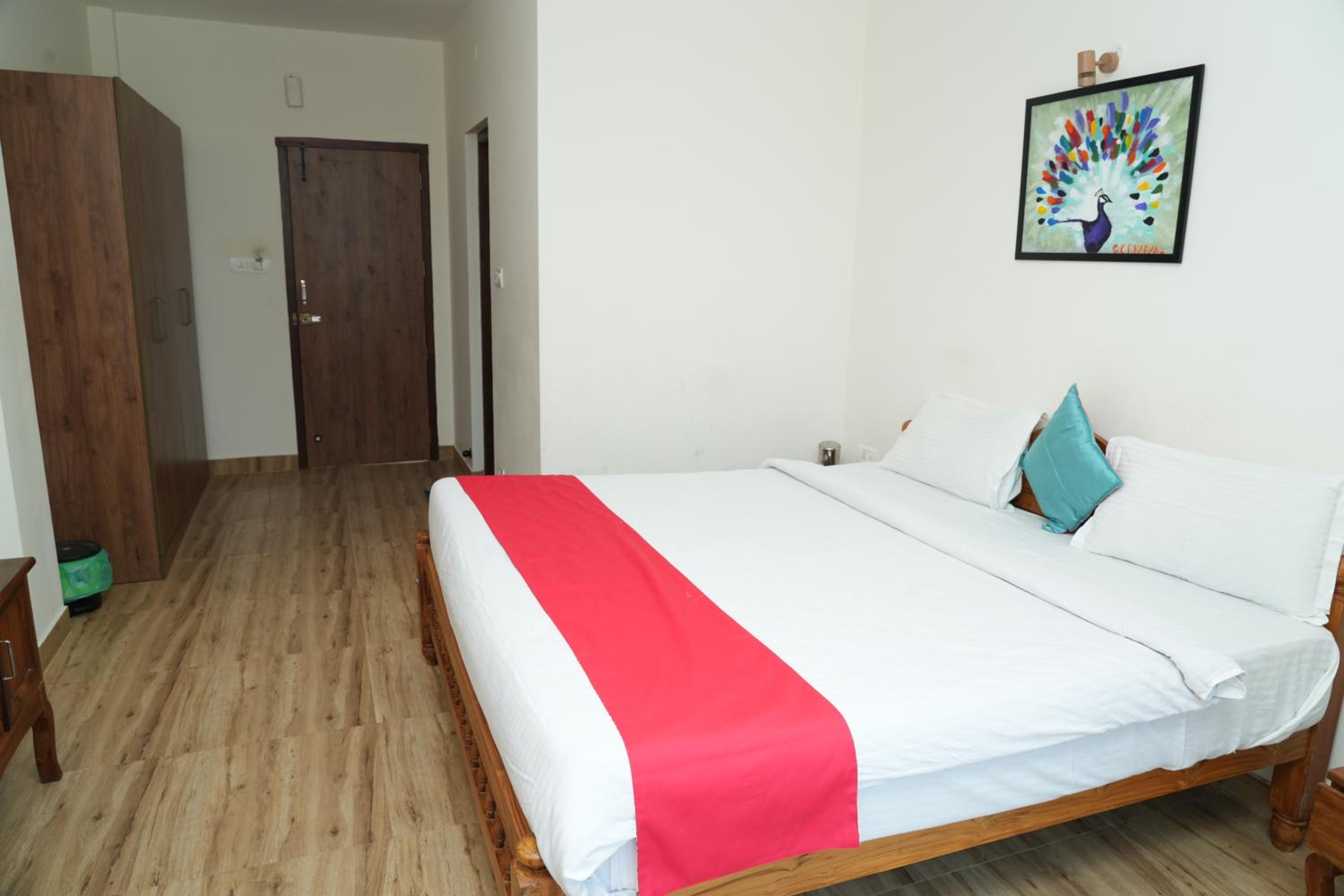 Economy Double Room photo 3