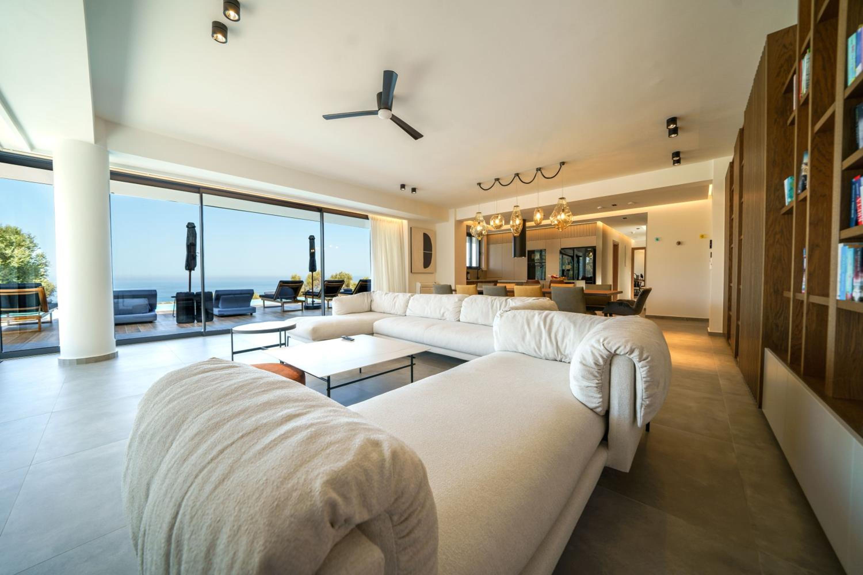 Deluxe Villa photo 3