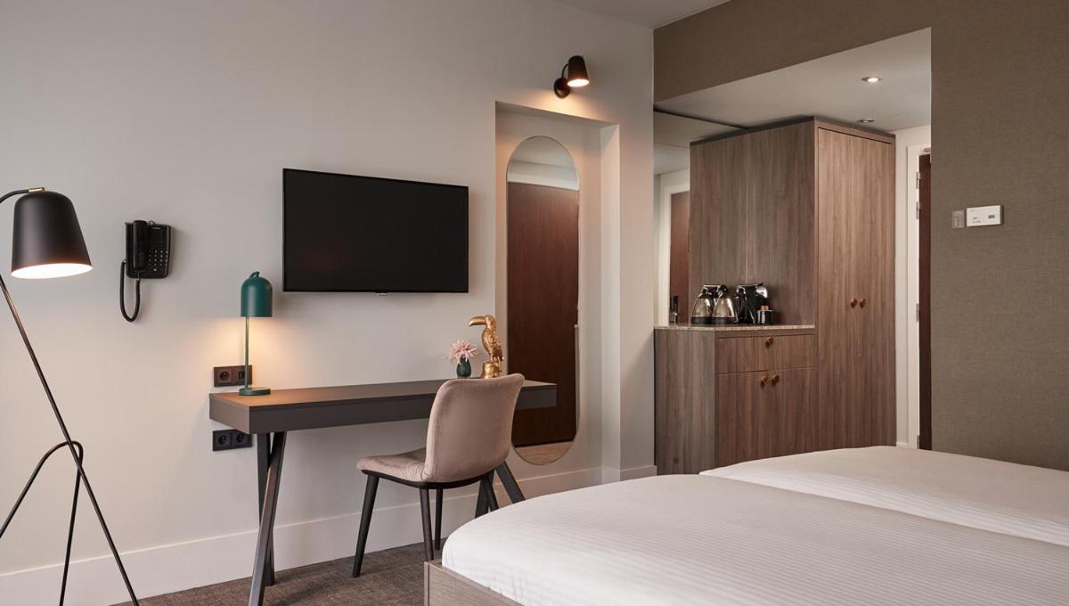 Superior King or Twin Room