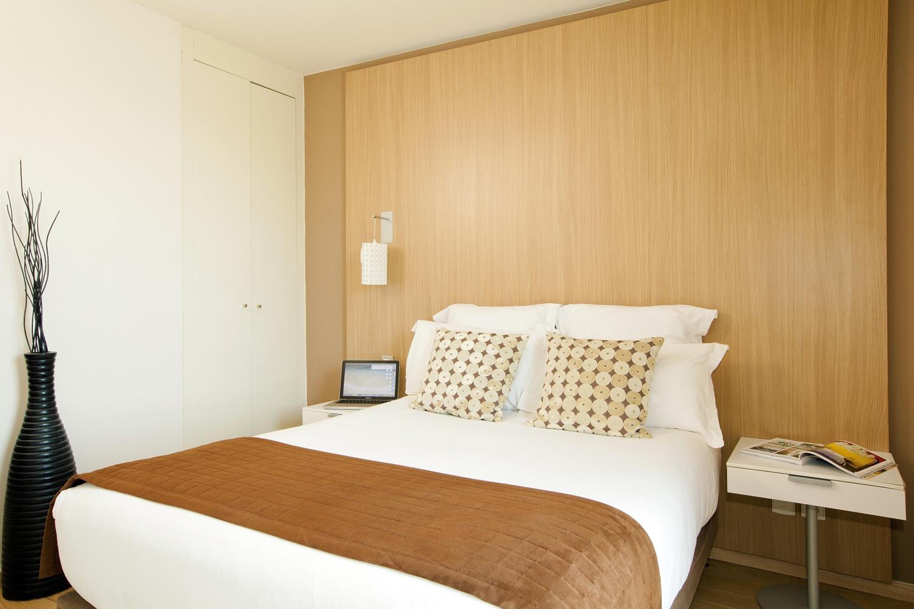 Double or Twin Studio (2 Adults) - Photo 5