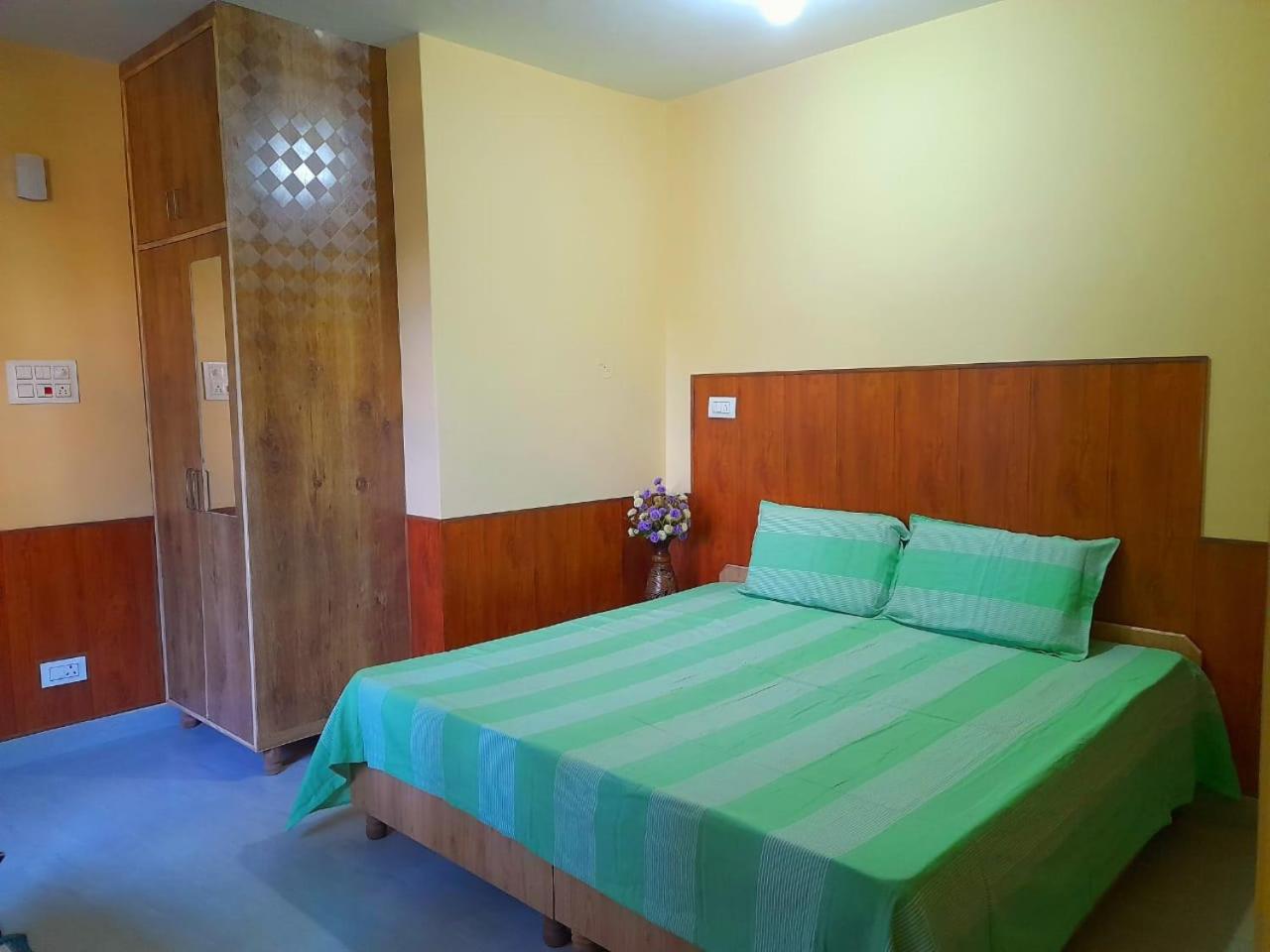 Double Room With Private Bathroom photo 1