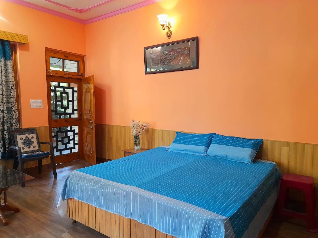 Deluxe Room (2 Adults + 1 Child) photo 1