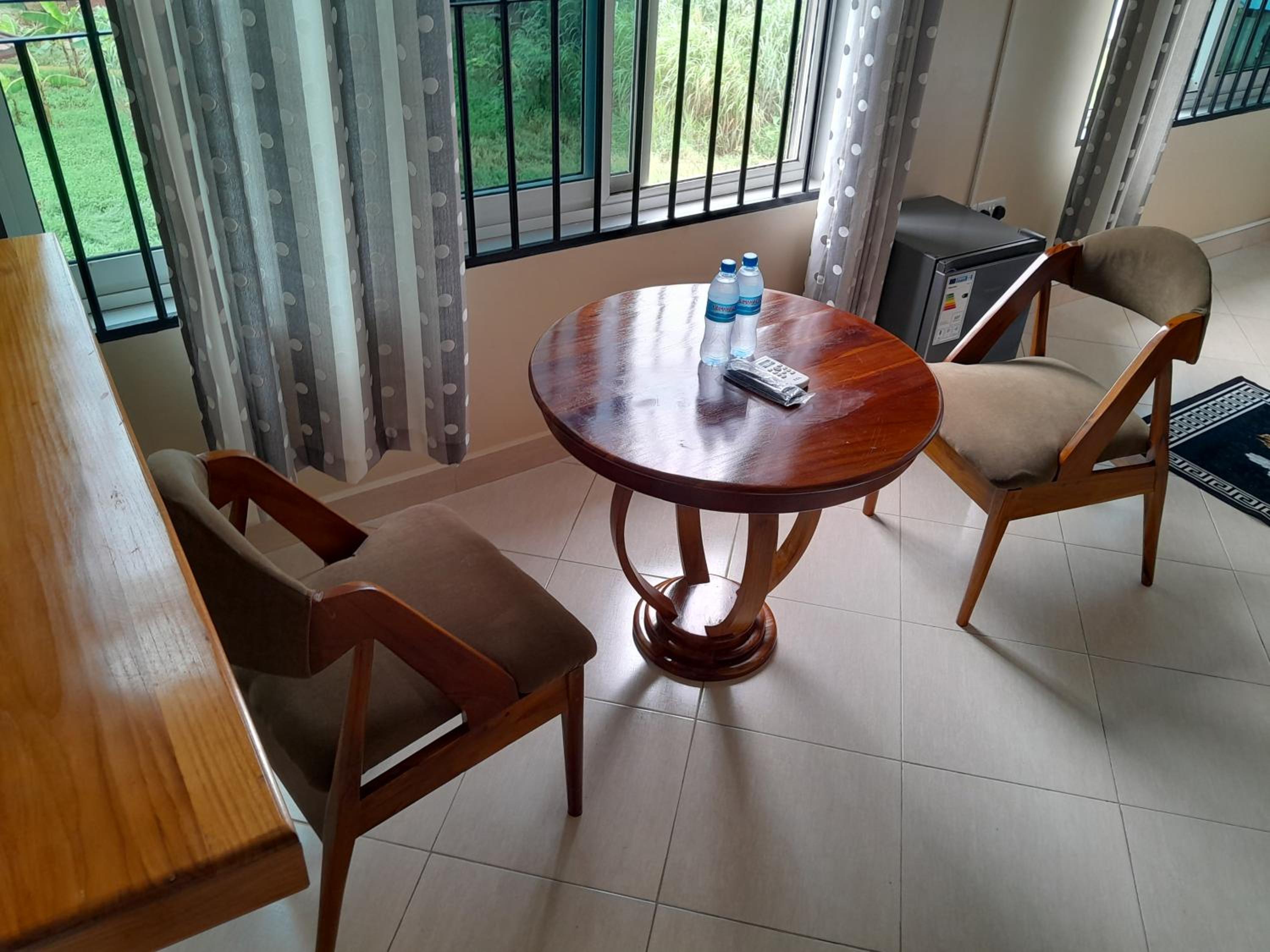 Standard Double Room - Photo 36