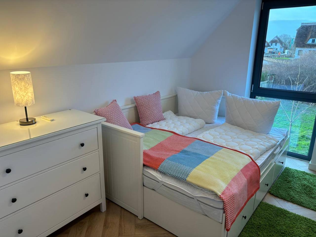 Three-Bedroom House photo 3