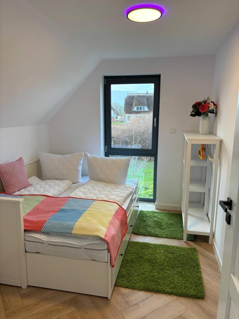 Three-Bedroom House photo 2