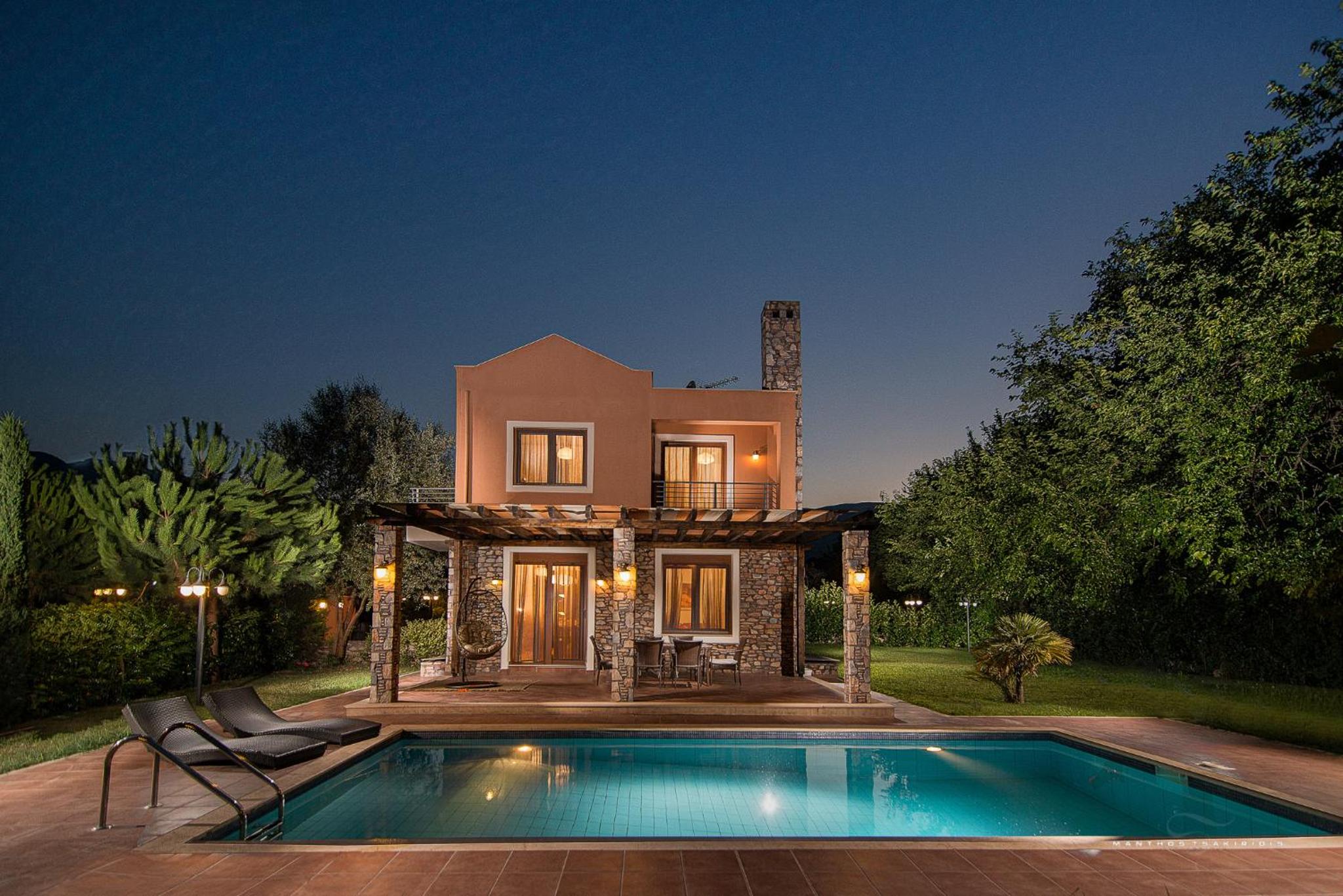Villa with Private Pool photo 3