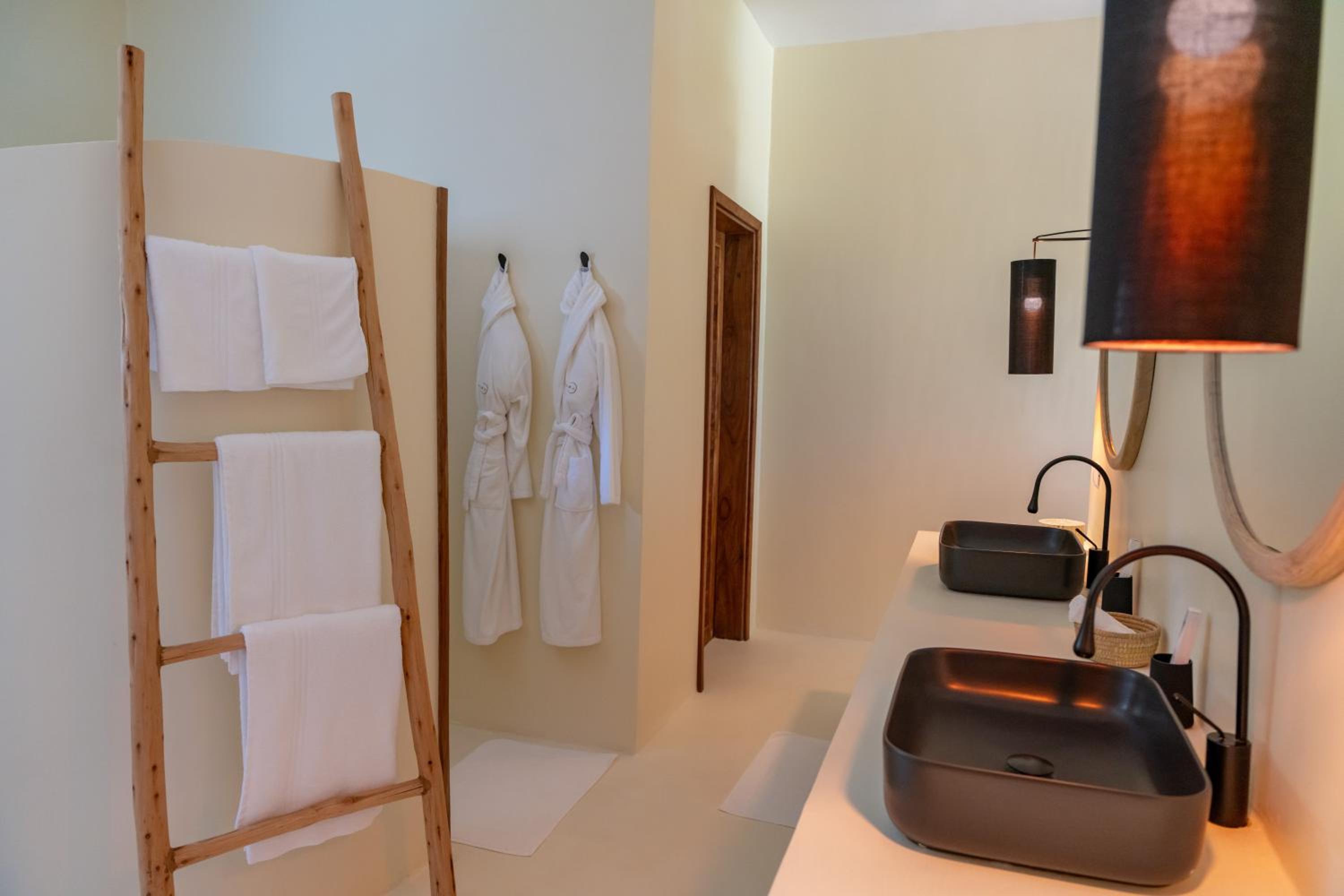 Garden Beach Front Double Room - Photo 24