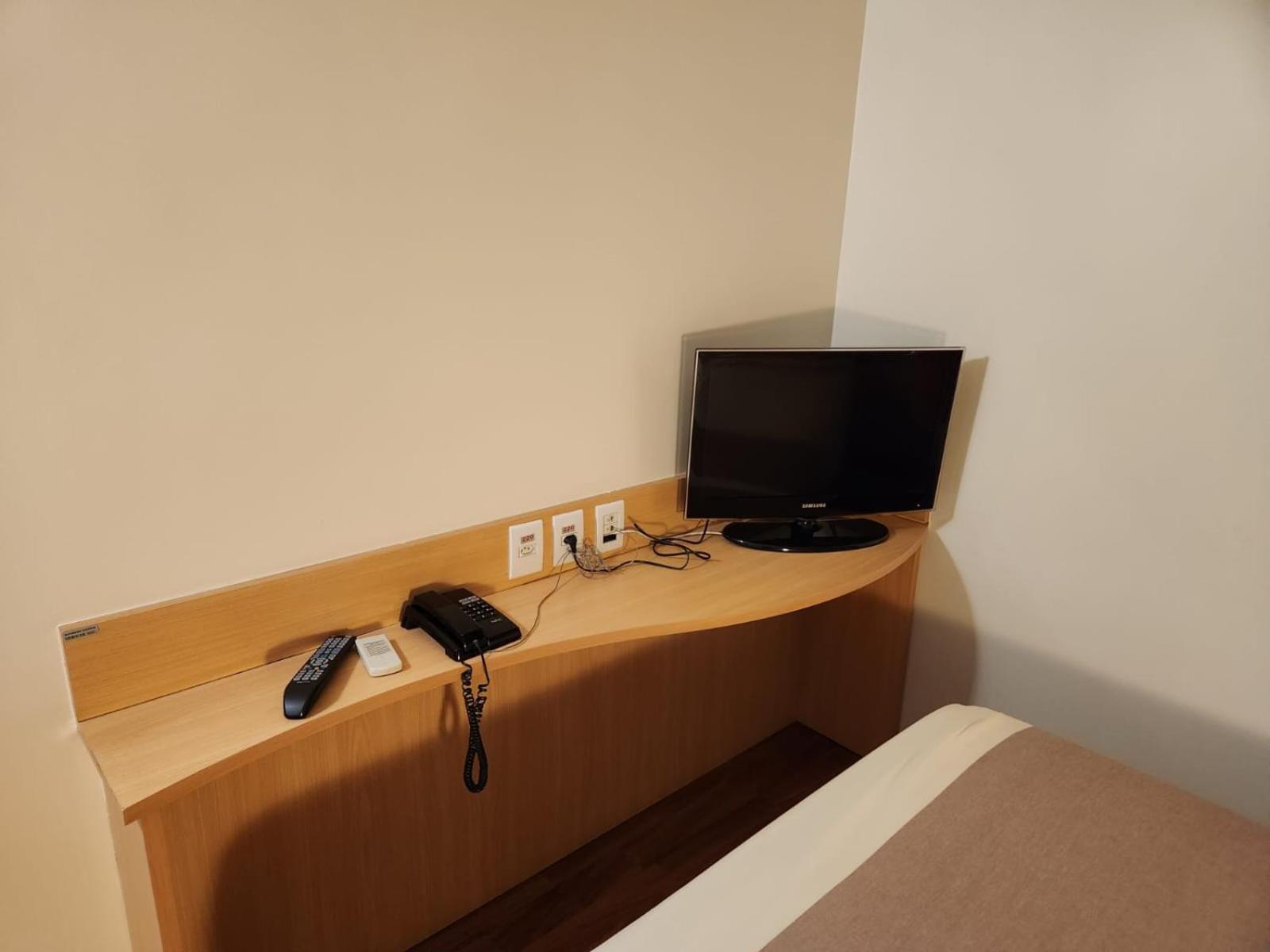 Standard Apartment - Mobility Access photo 2