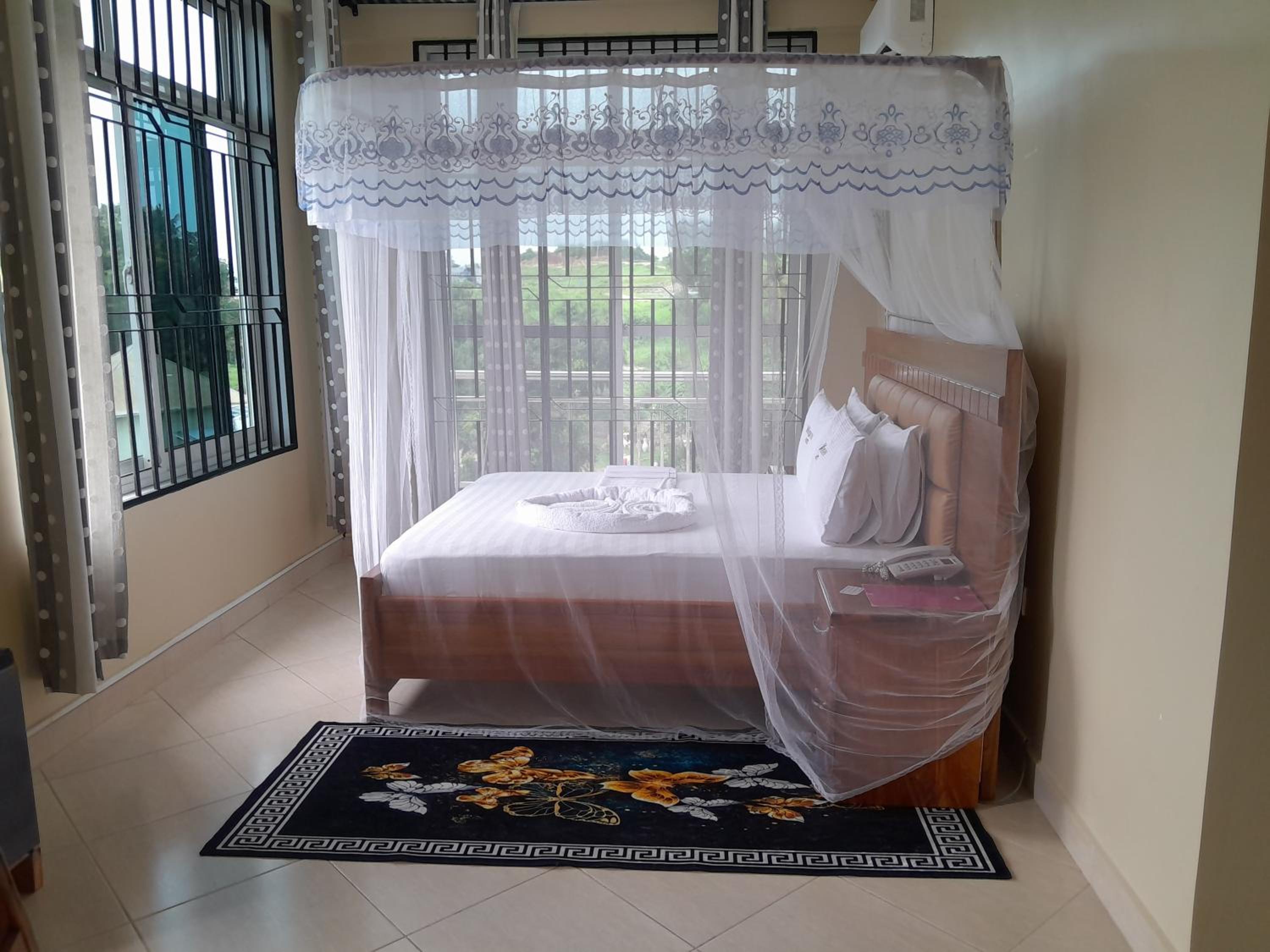 Deluxe Double Room - Photo 3