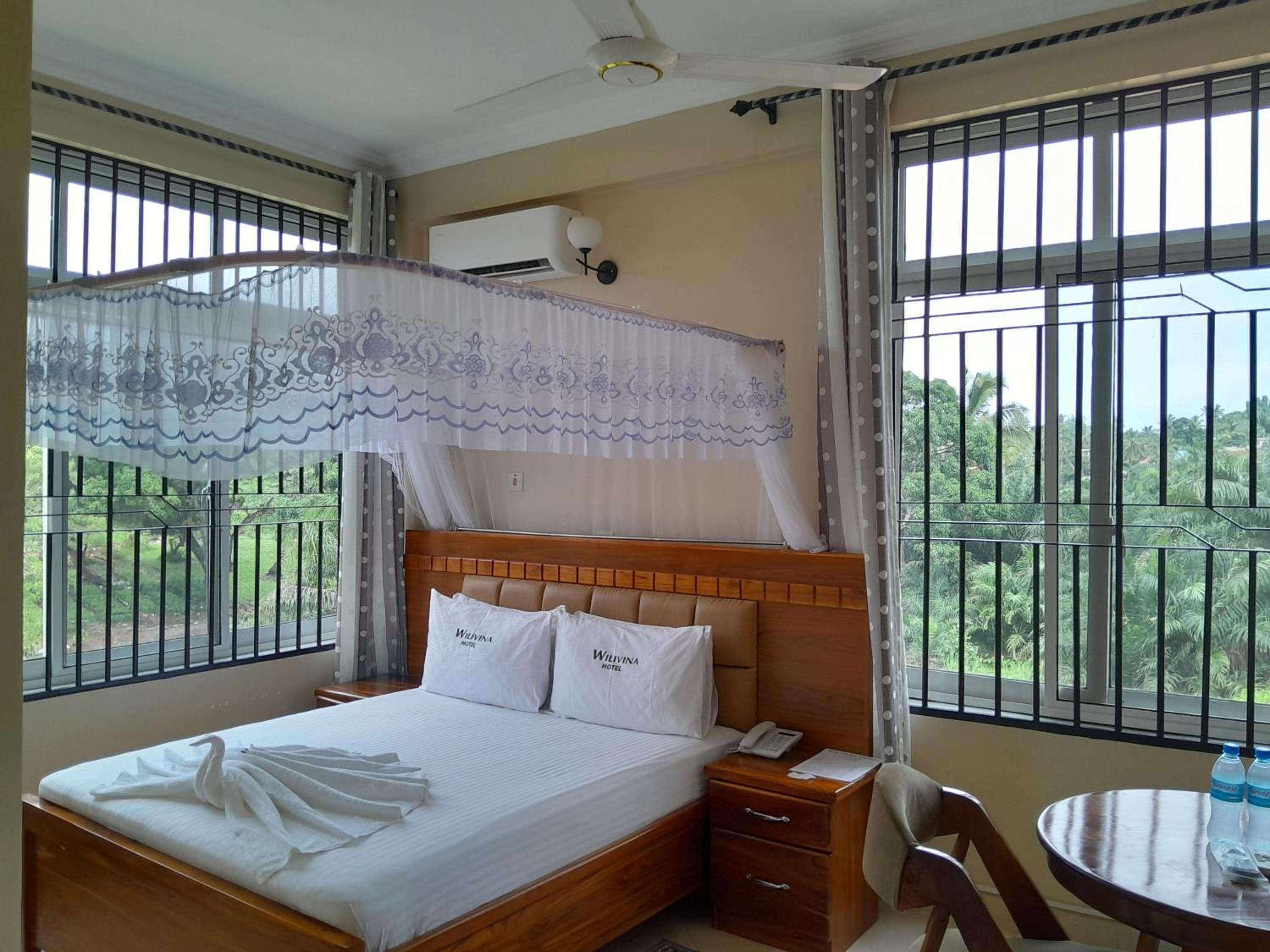 Standard Double Room - Photo 6