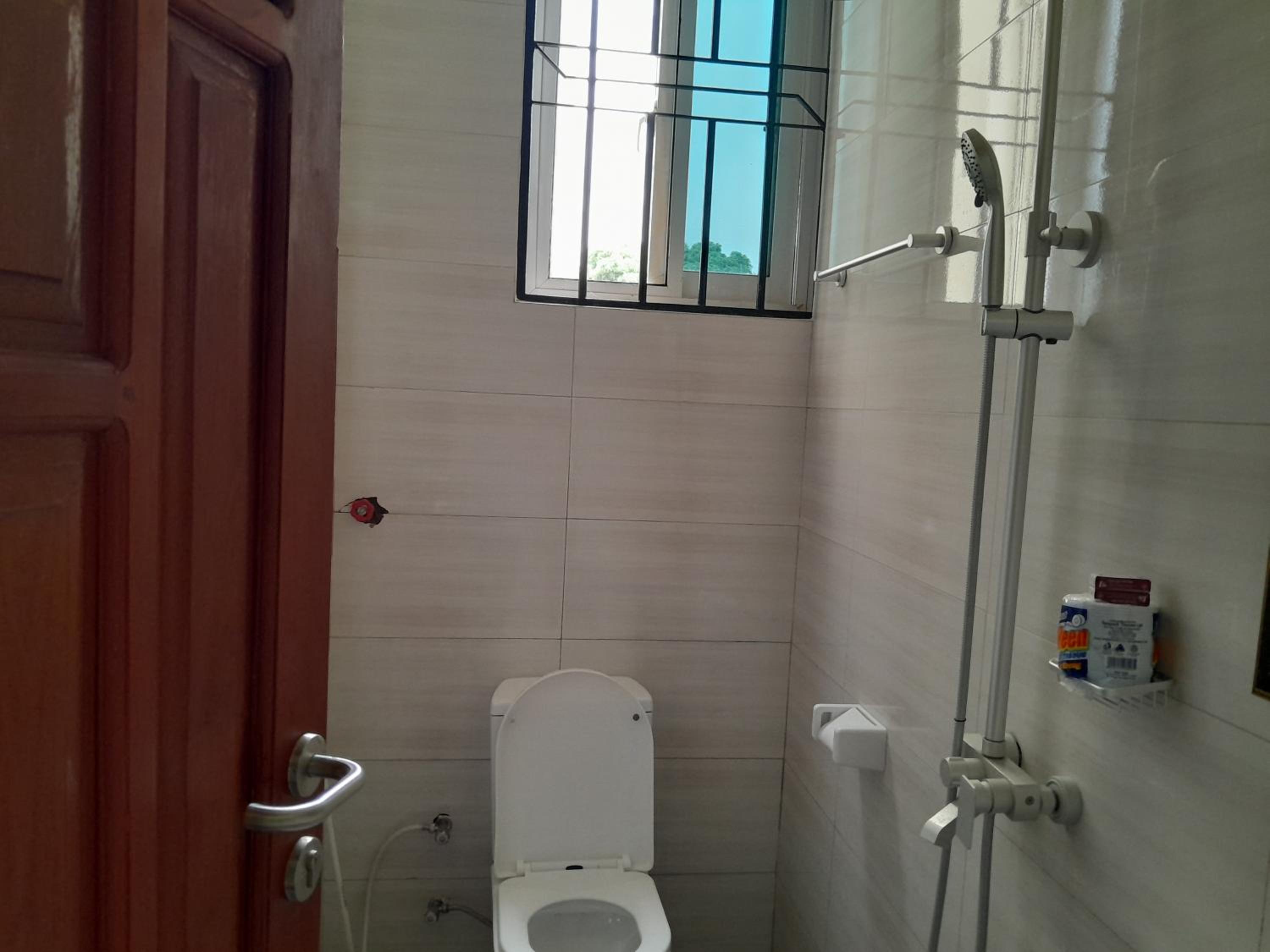 Standard Double Room - Photo 7