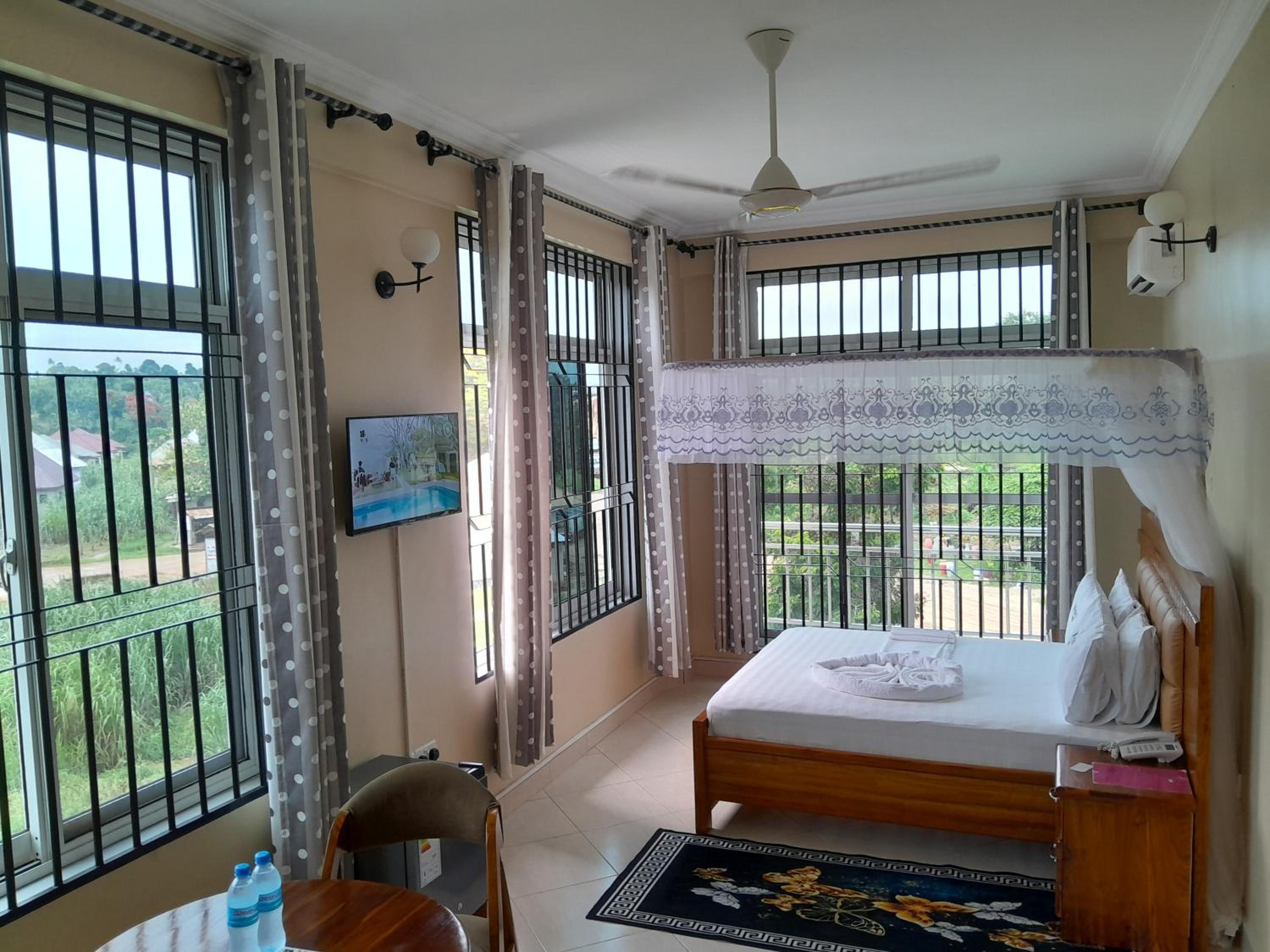 Deluxe Double Room - Photo 1